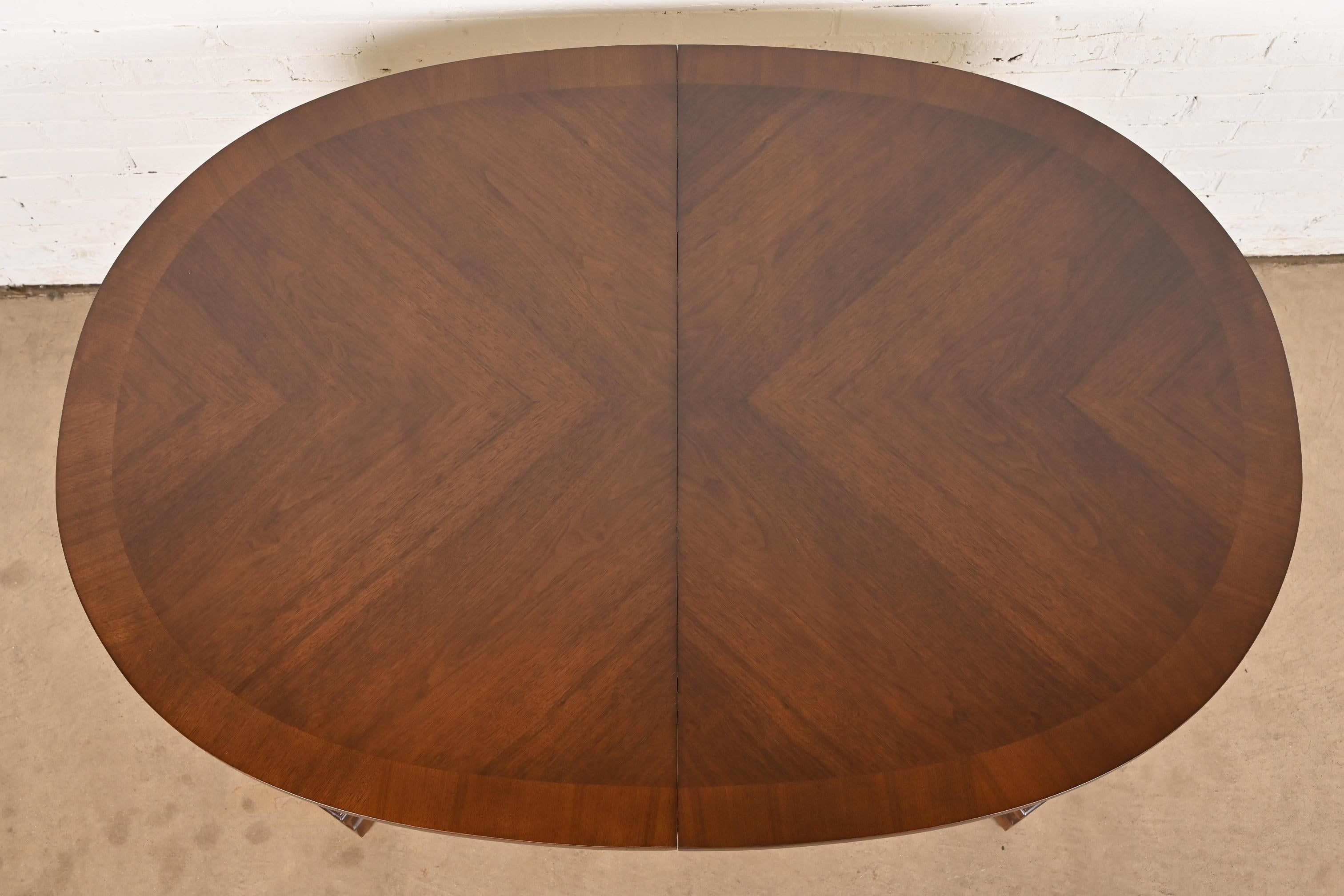 Drexel French Regency Louis XVI Walnut Extension Dining Table, Newly Refinished For Sale 4