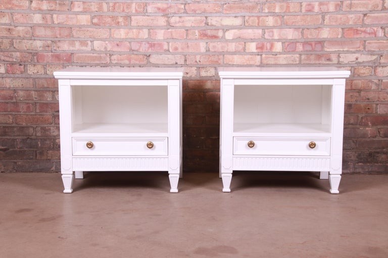 American Drexel French Regency Louis XVI White Lacquered Nightstands, Newly Refinished For Sale