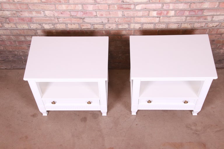 Drexel French Regency Louis XVI White Lacquered Nightstands, Newly Refinished For Sale 2