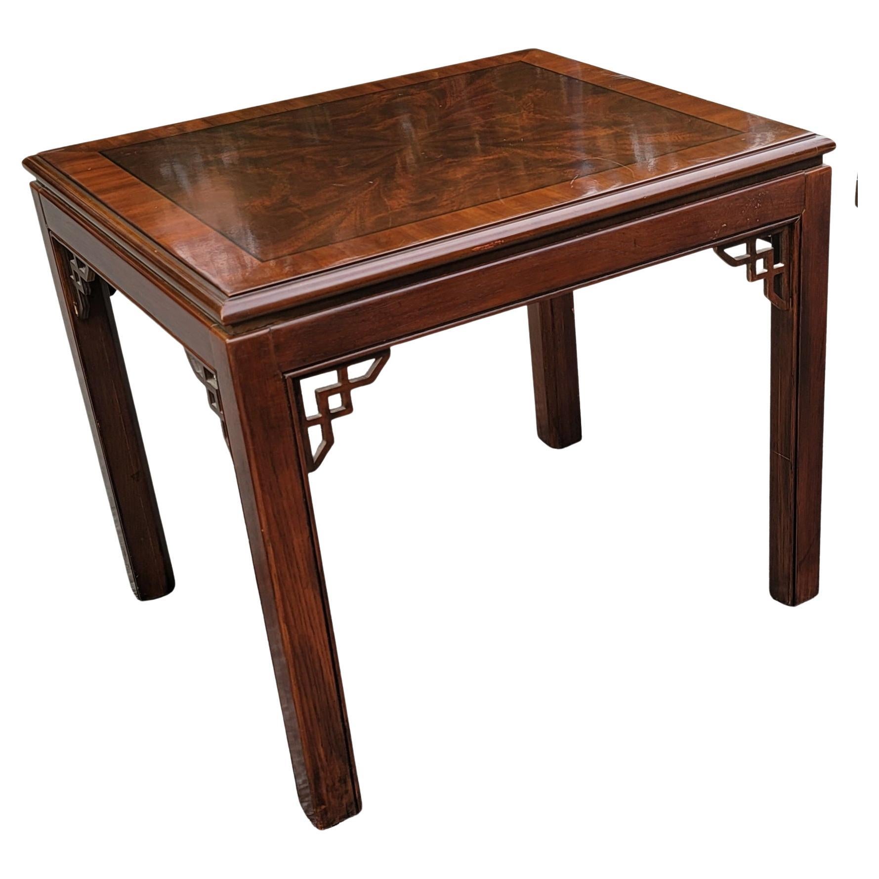 A charming Drexel Furniture Chippendale Collection burled mahogany side table in good vintage condition. 
Measures 22
