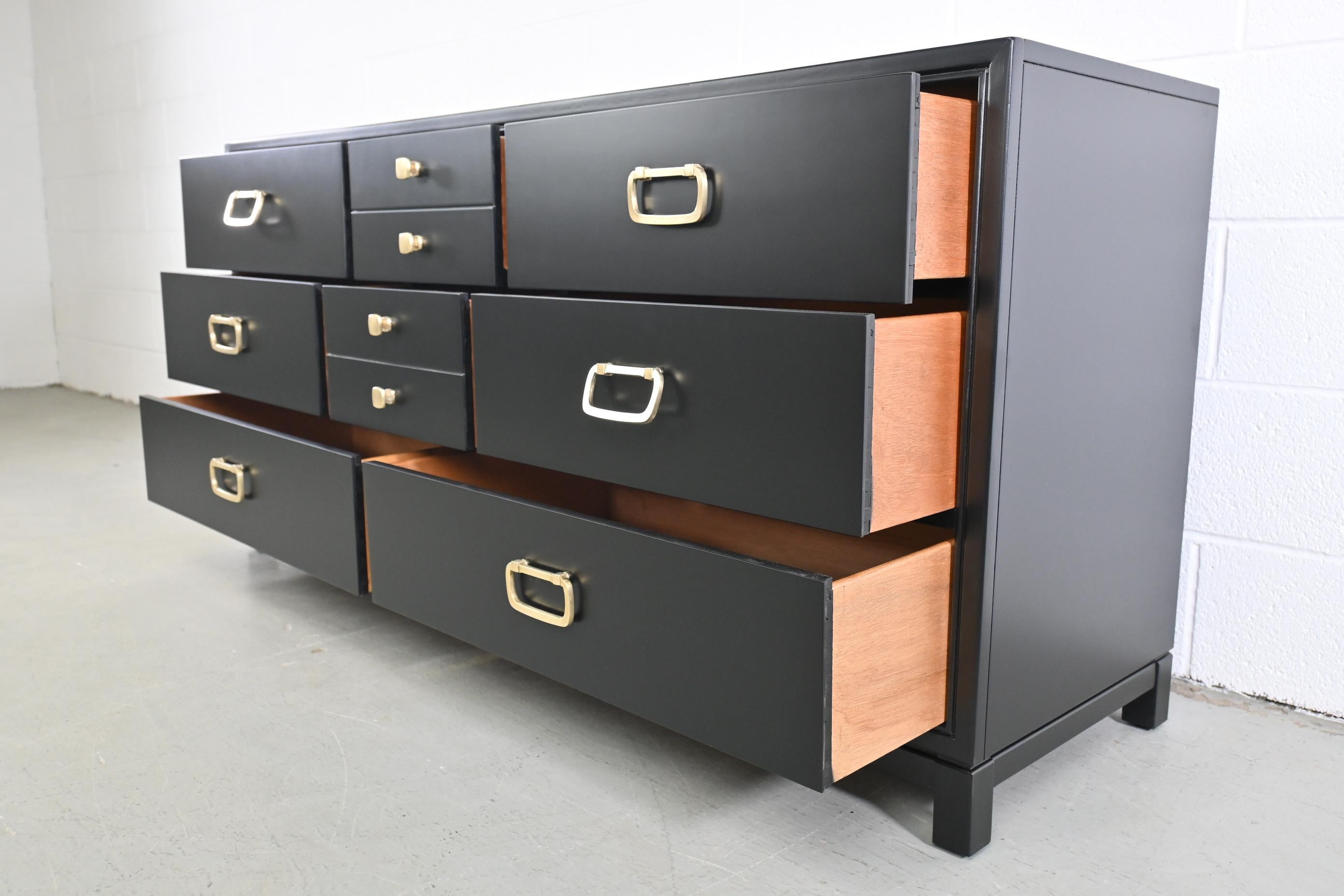 Drexel Furniture Mid-Century Modern Black Lacquered Dresser with Brass Hardware For Sale 2