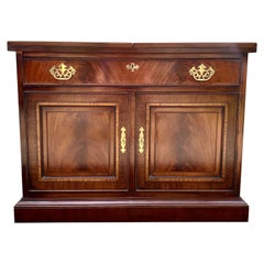 Drexel Georgian Banded Mahogany Rolling Flip-Top Server or Bar Cabinet