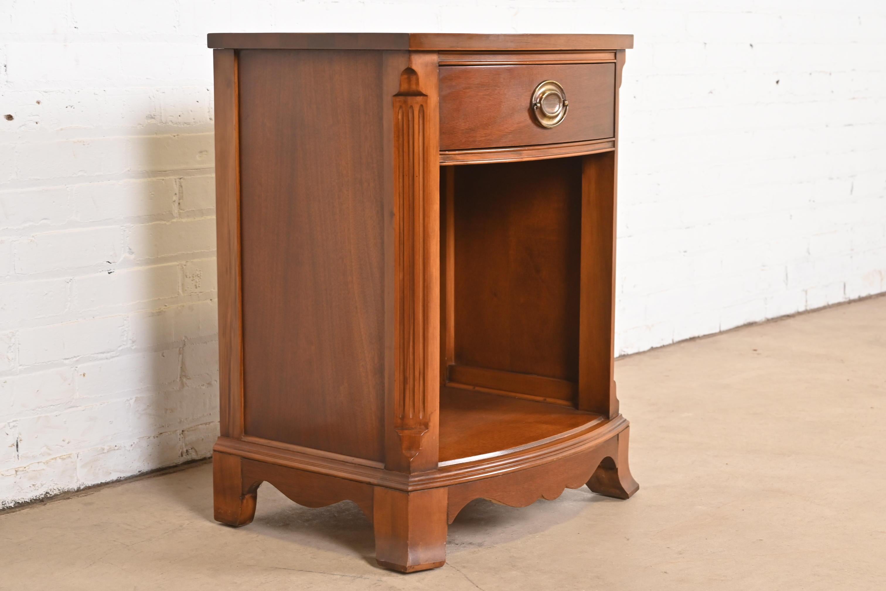 Mid-20th Century Drexel Georgian Carved Mahogany Nightstand, 1950s For Sale