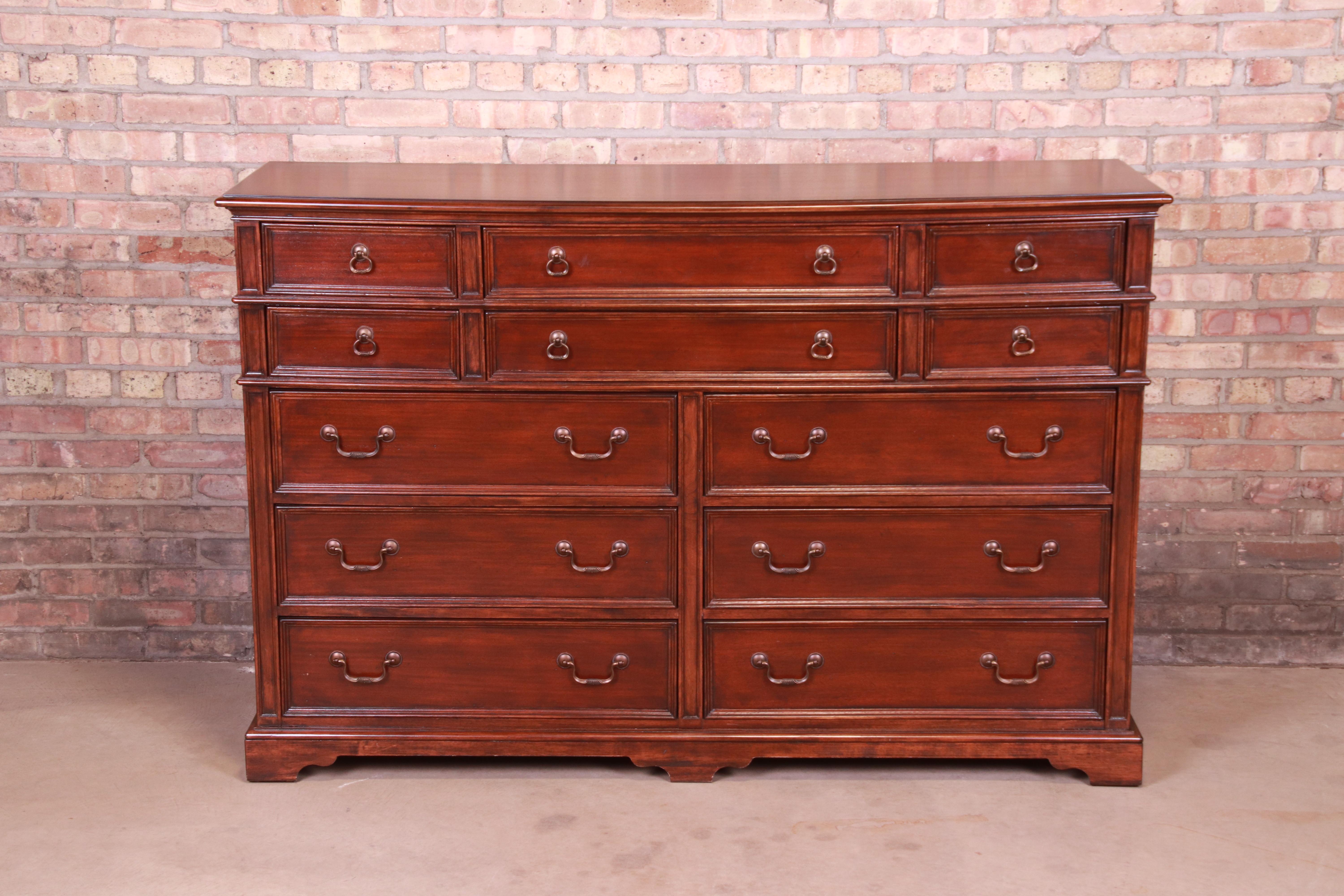 An exceptional American Chippendale style twelve-drawer dresser chest of drawers

By Drexel Heritage,

USA, late 20th century

Carved mahogany, with original brass hardware.

Measures: 64
