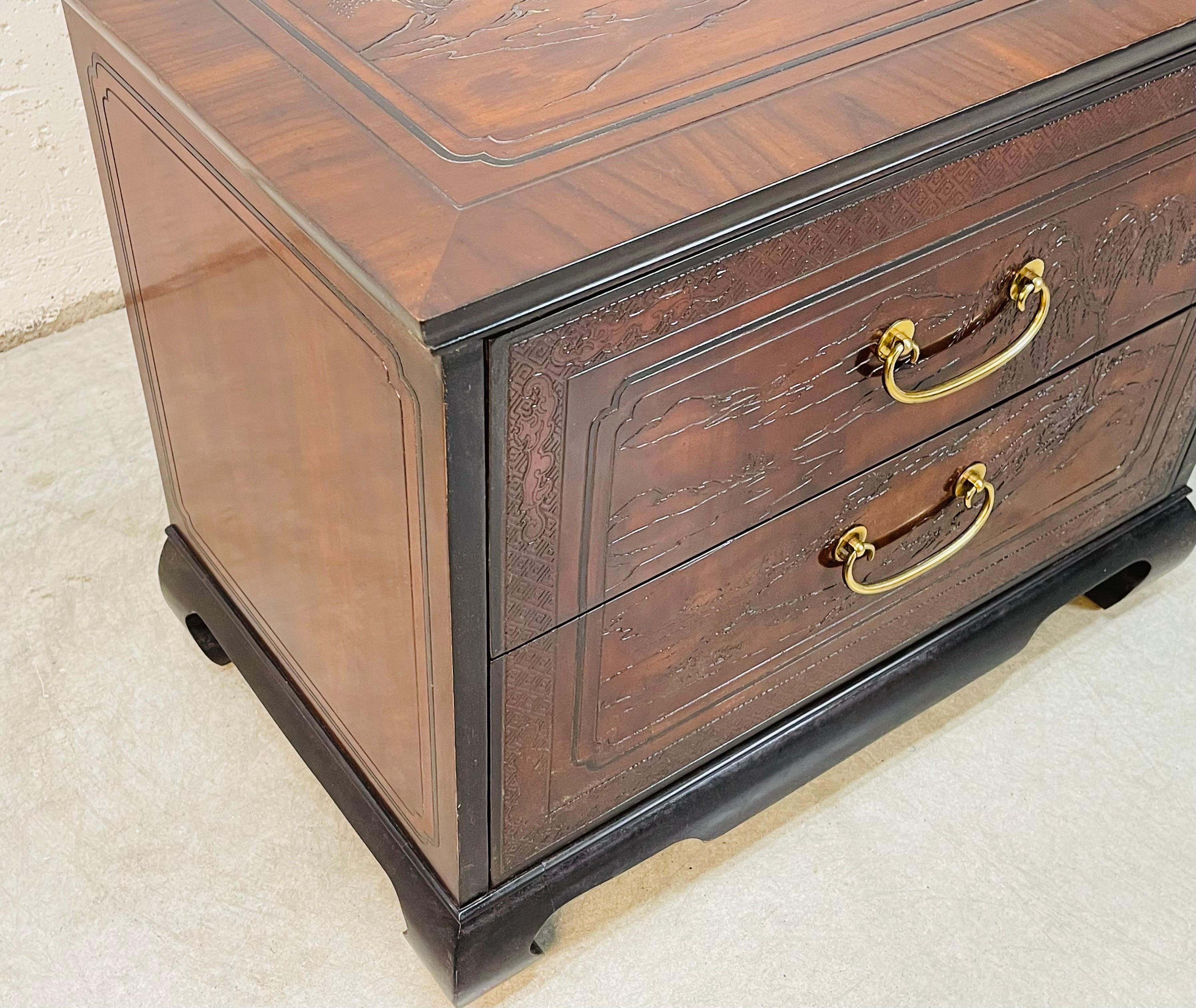 Drexel Heritage Asian Style Nightstand In Good Condition For Sale In Amherst, NH