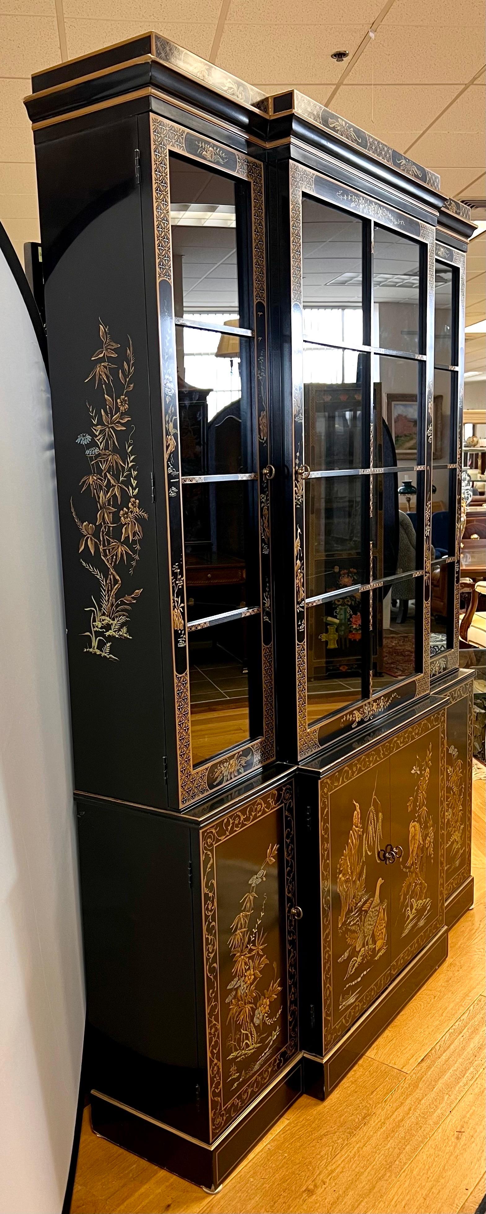 Drexel Heritage Chinoiserie Black Lacquer Breakfront China Cabinet Sideboard For Sale 5