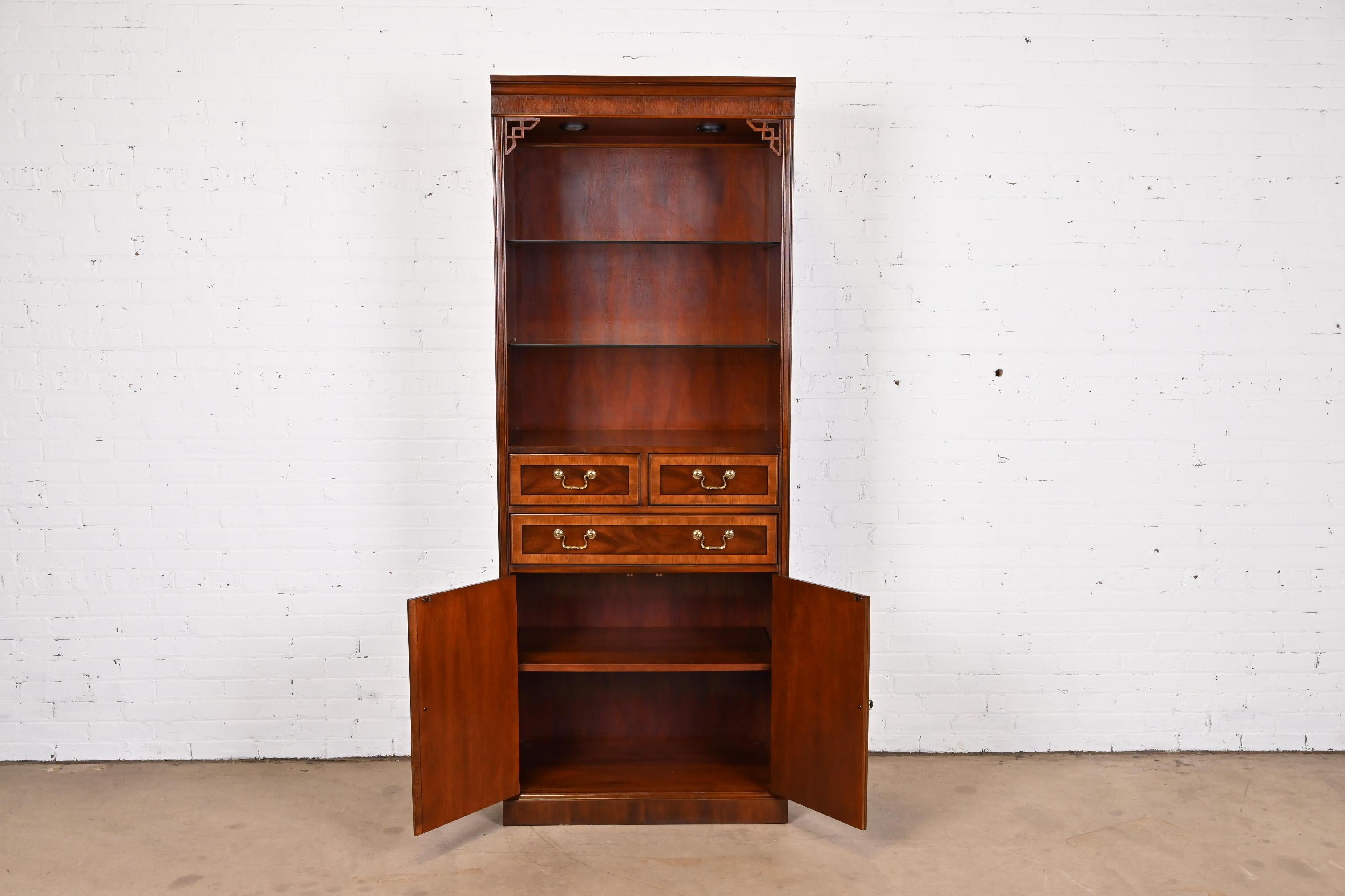 Drexel Heritage Chippendale Banded Mahogany Lighted Bookcase Cabinet 5