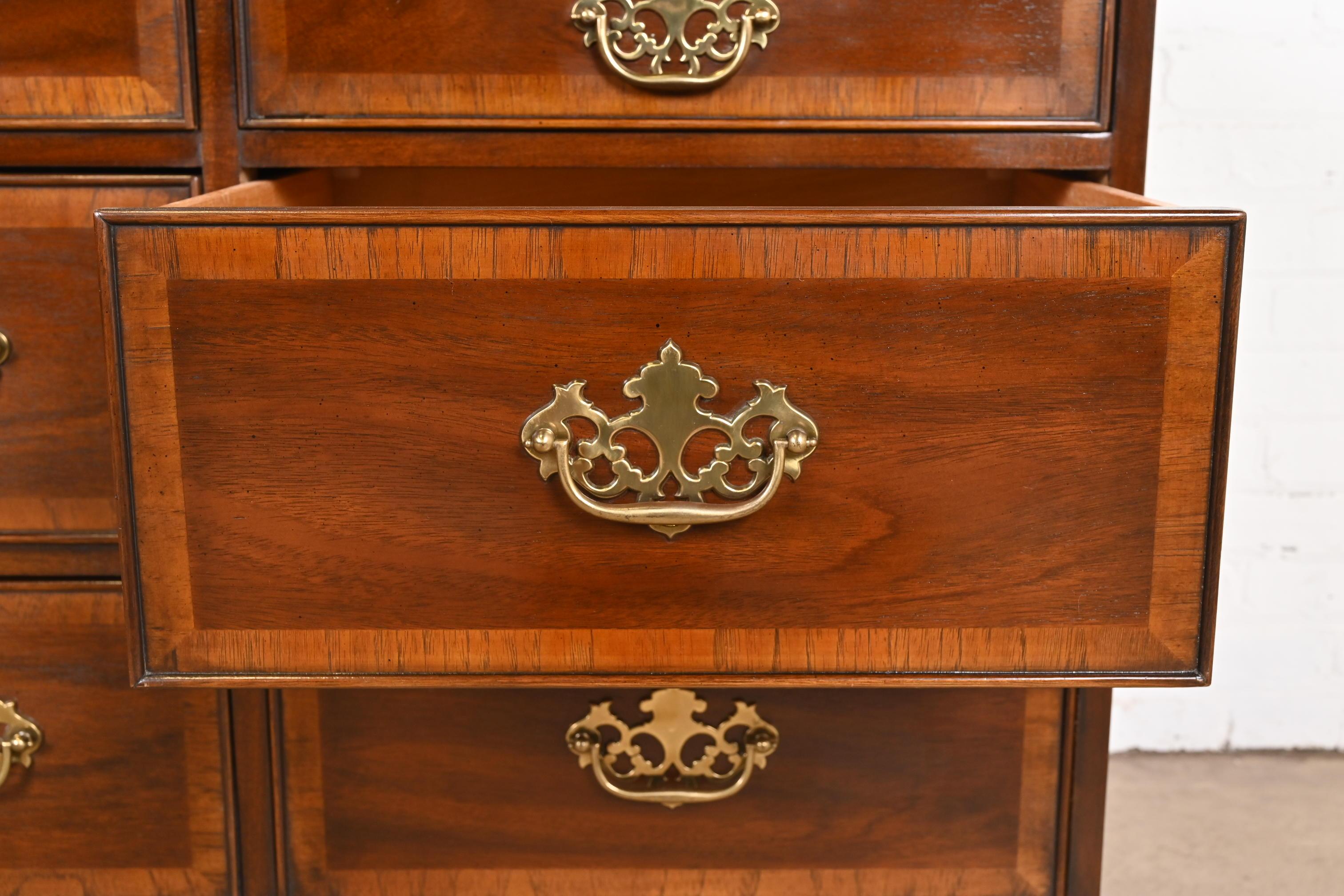 Drexel Heritage Chippendale Banded Mahogany Ten-Drawer Dresser or Credenza 7