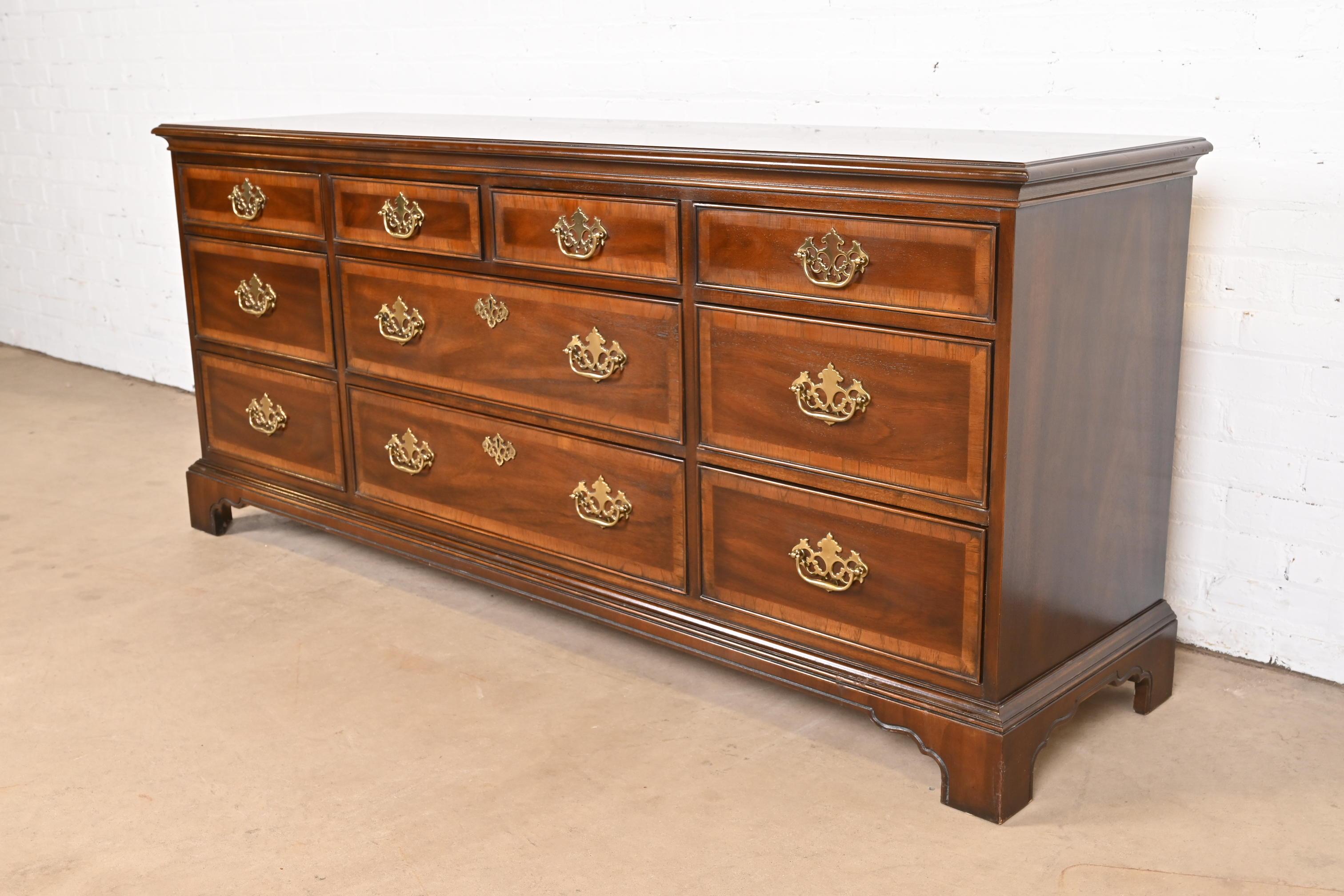 Late 20th Century Drexel Heritage Chippendale Banded Mahogany Ten-Drawer Dresser or Credenza