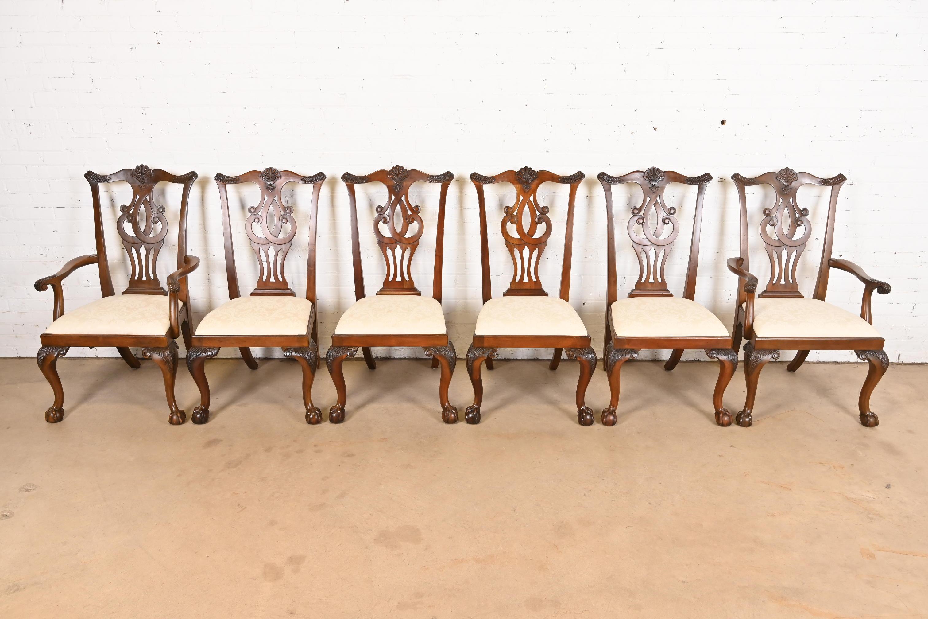 Drexel Heritage Chippendale geschnitzt Mahagoni Esszimmerstühle, Satz von sechs im Zustand „Gut“ im Angebot in South Bend, IN