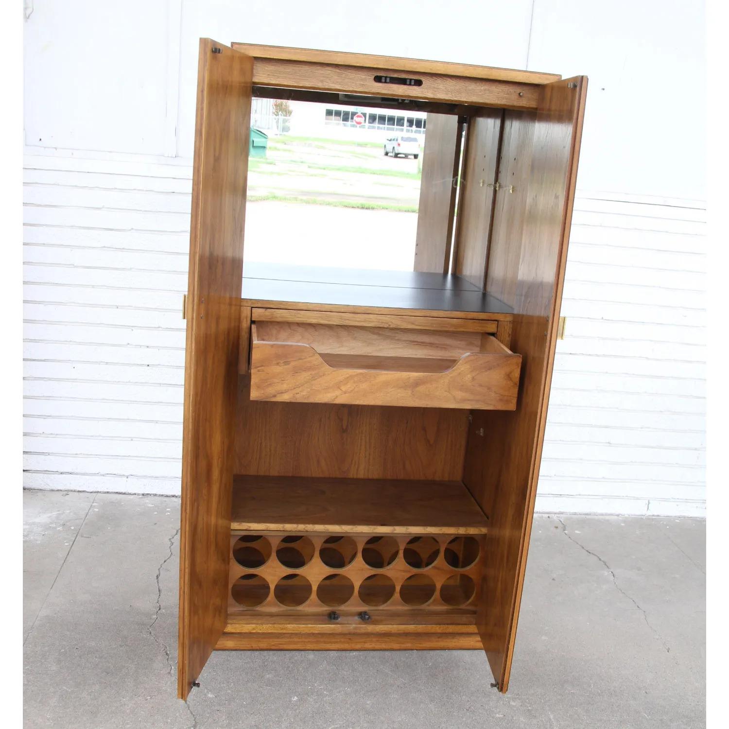Wood Drexel Heritage Consensus Pecan Illuminated Bar Cabinet For Sale