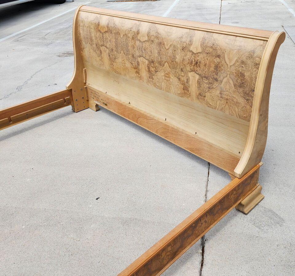 Drexel Heritage Corinthian Bedframe King Sleigh In Good Condition For Sale In Lake Worth, FL