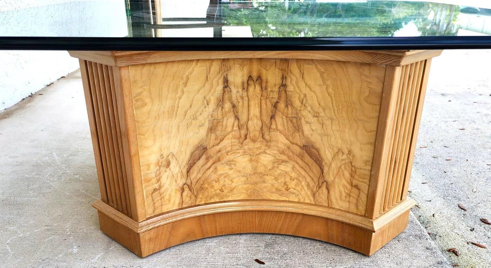 Drexel Heritage Corinthian Coffee Table For Sale 5