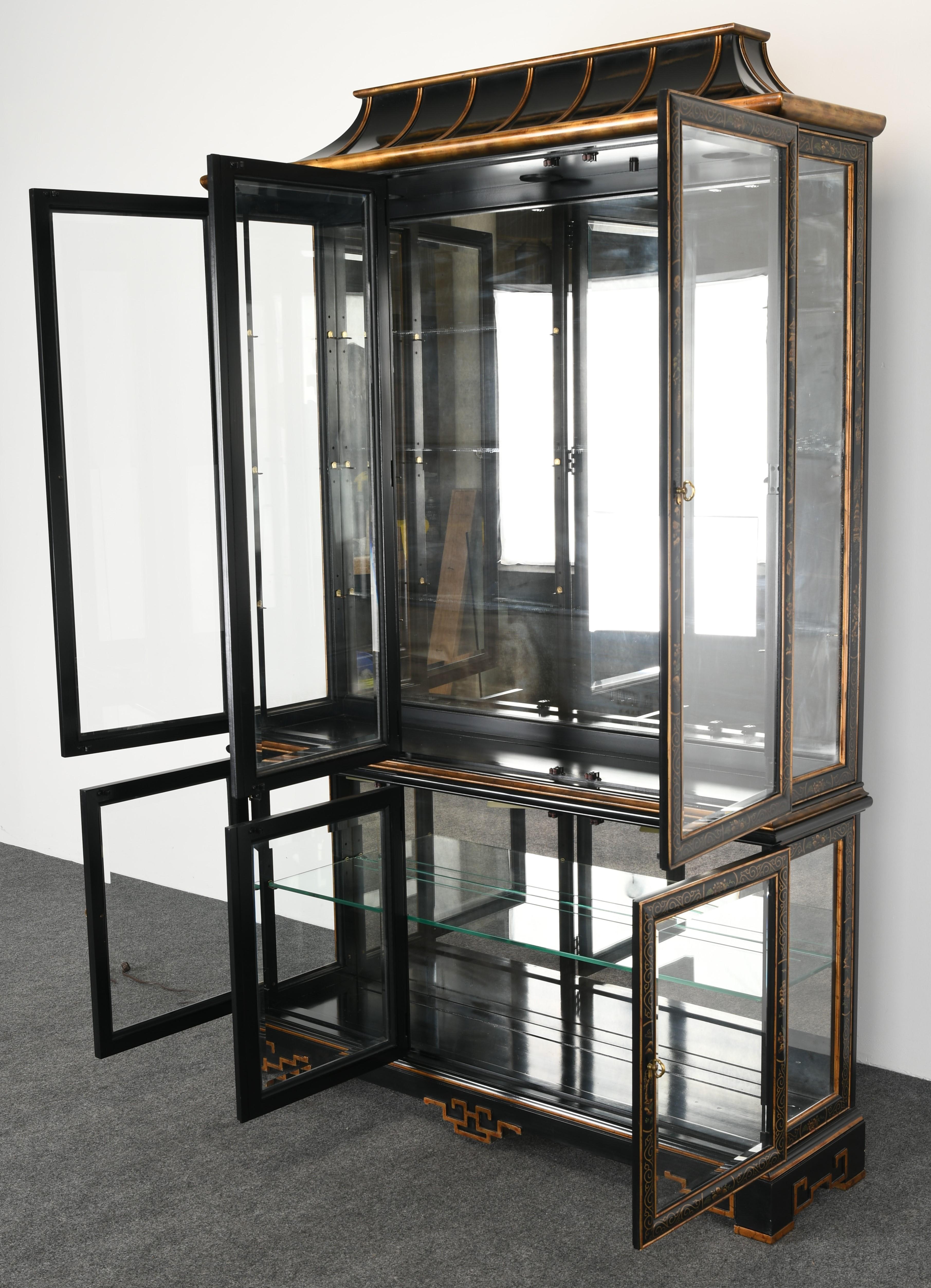 Ebonized Drexel Heritage Display Cabinet, 1980s