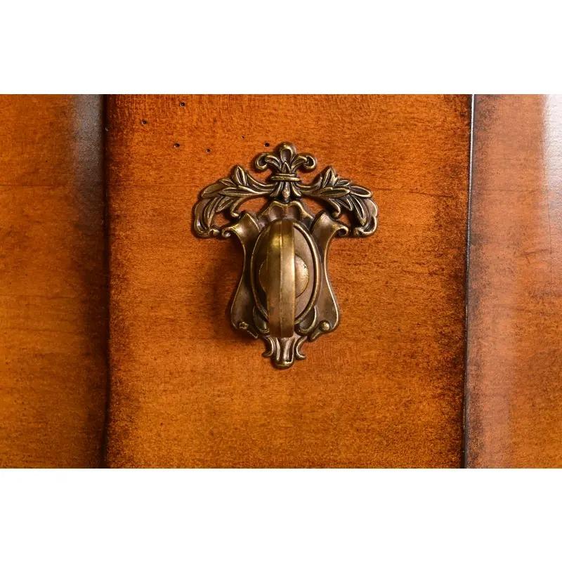 Drexel Heritage Französisch Empire geschnitzt Obstholz Dessous Chest oder Semainier im Angebot 3