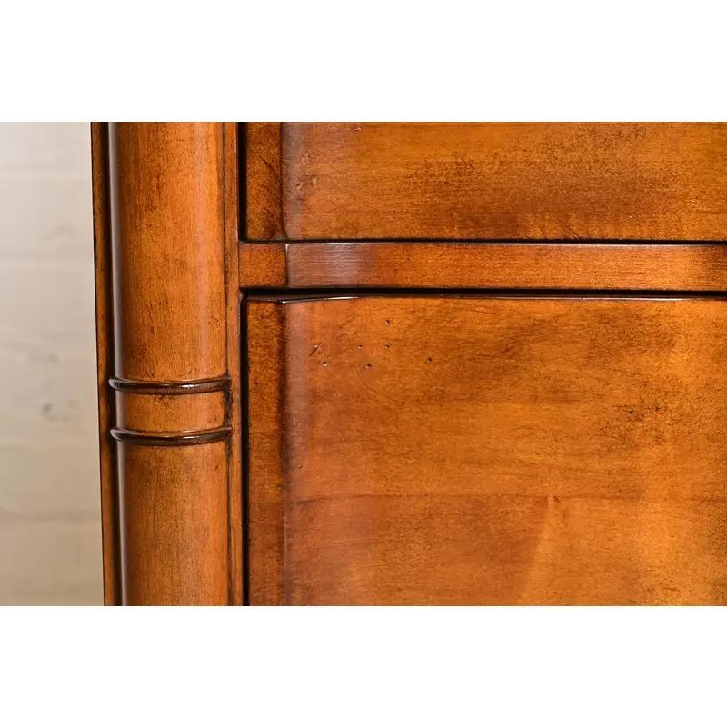 Drexel Heritage Französisch Empire geschnitzt Obstholz Dessous Chest oder Semainier im Angebot 4