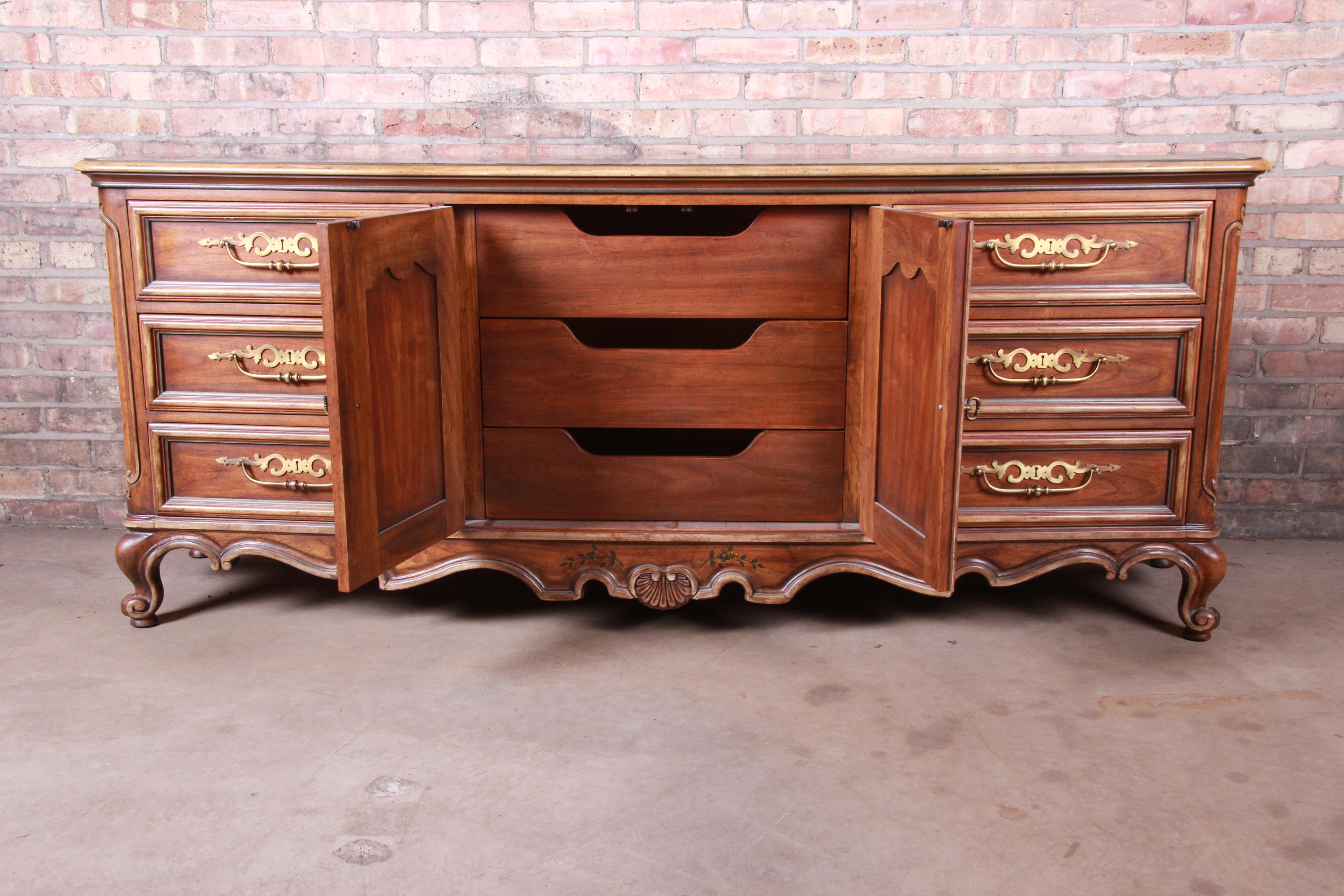 Drexel Heritage French Provincial Louis XV Carved Walnut Dresser or Credenza In Good Condition In South Bend, IN