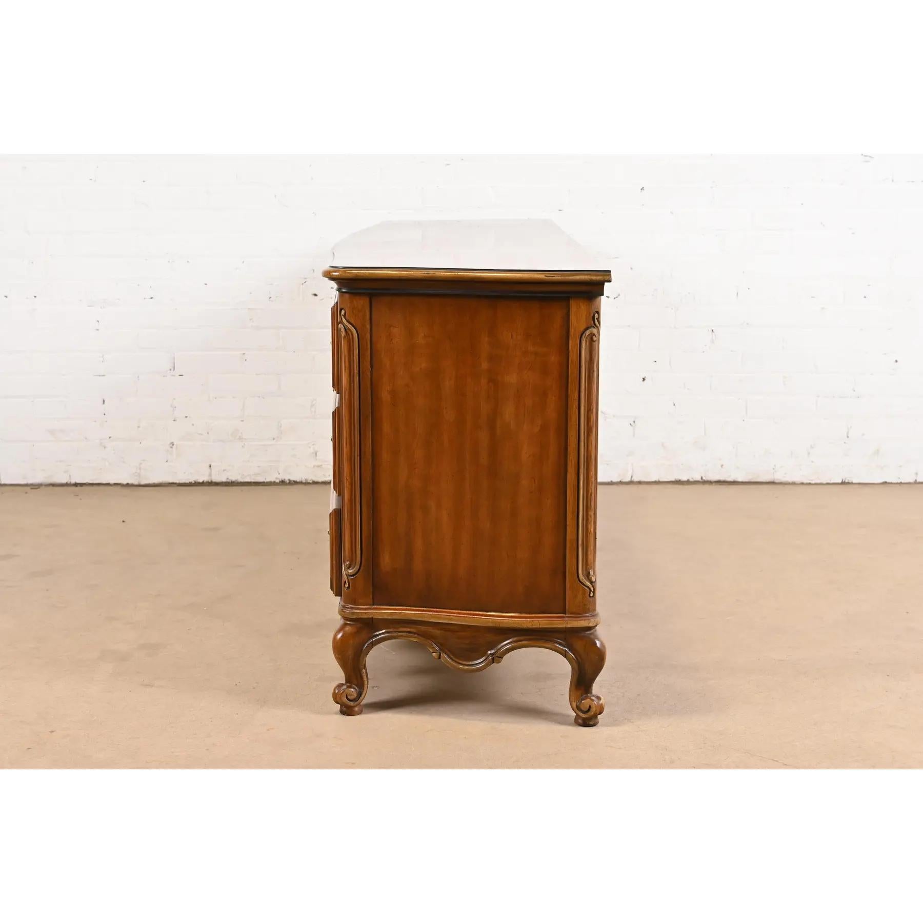 Drexel Heritage French Provincial Louis XV Carved Walnut Triple Dresser, 1970s For Sale 4