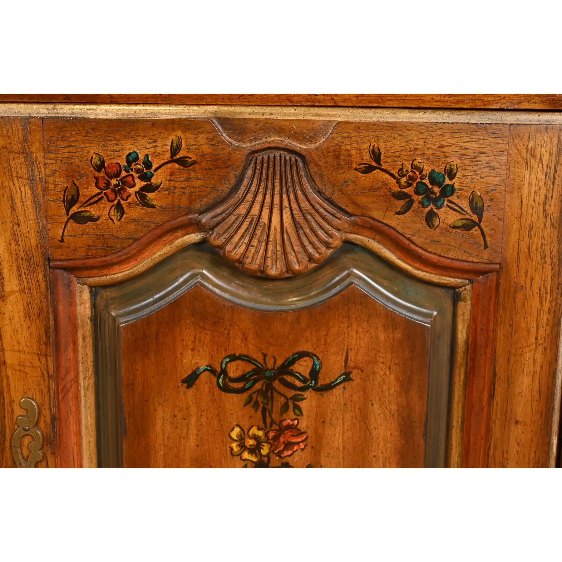 Drexel Heritage French Provincial Louis XV Carved Walnut Triple Dresser, 1970s For Sale 1