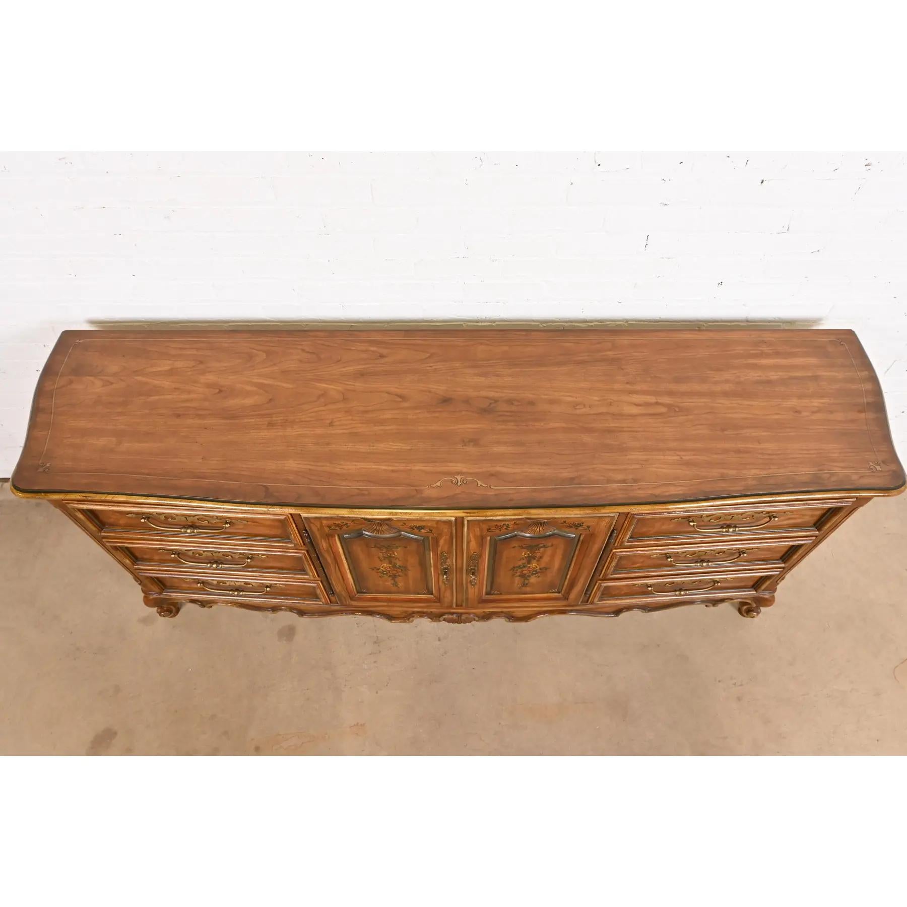 Drexel Heritage French Provincial Louis XV Carved Walnut Triple Dresser, 1970s For Sale 3