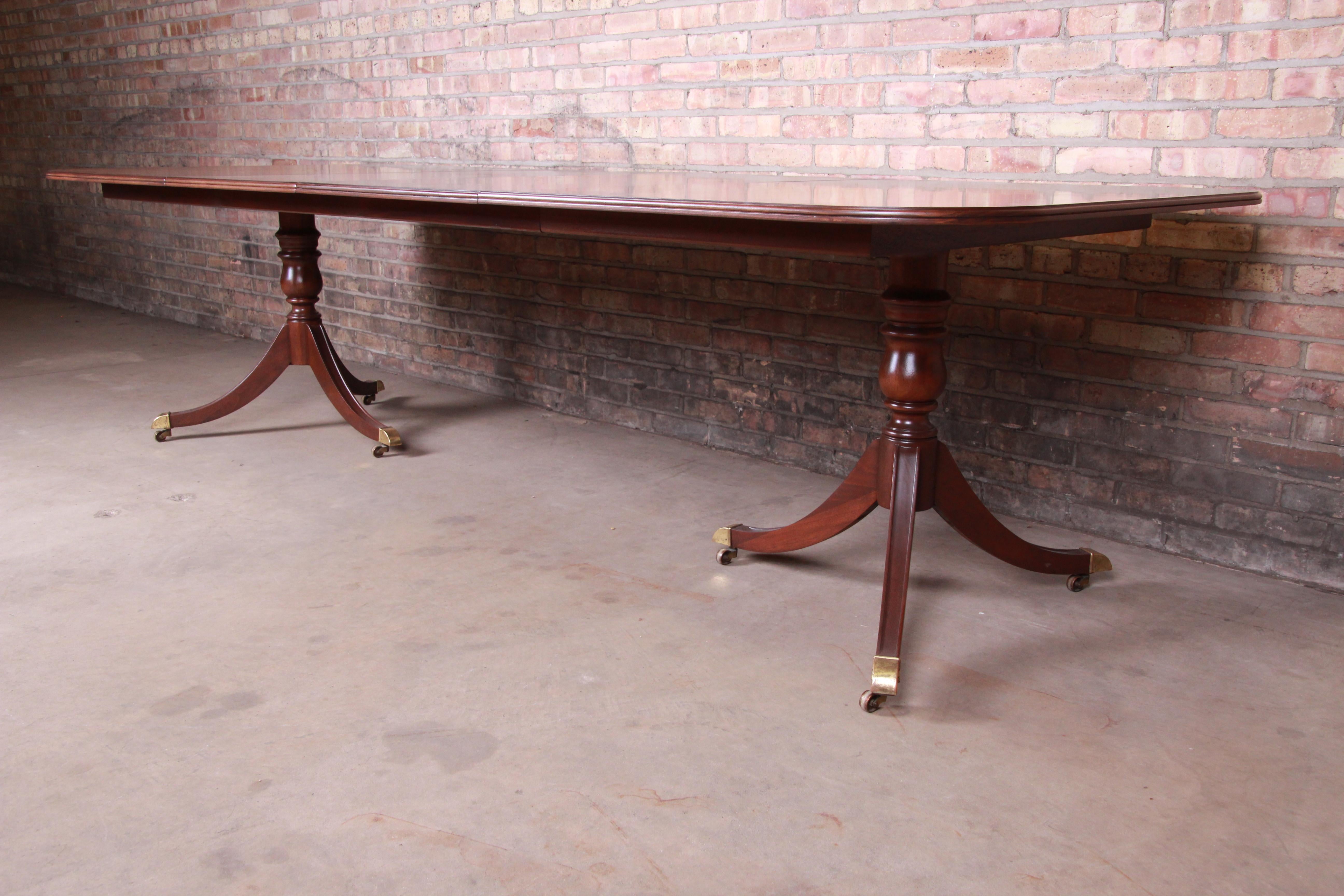 drexel mahogany dining table