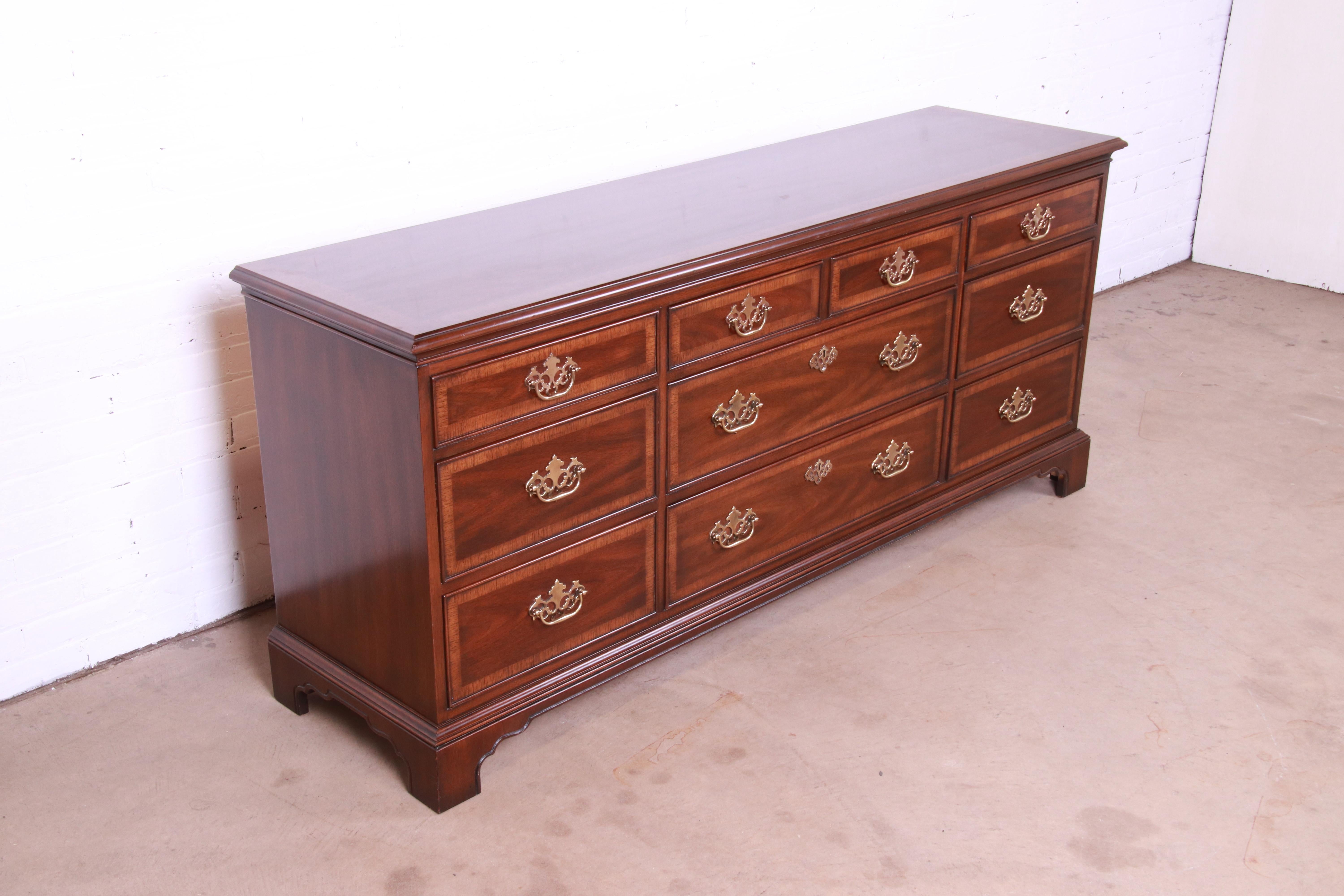 American Drexel Heritage Georgian Banded Mahogany Ten-Drawer Dresser or Credenza