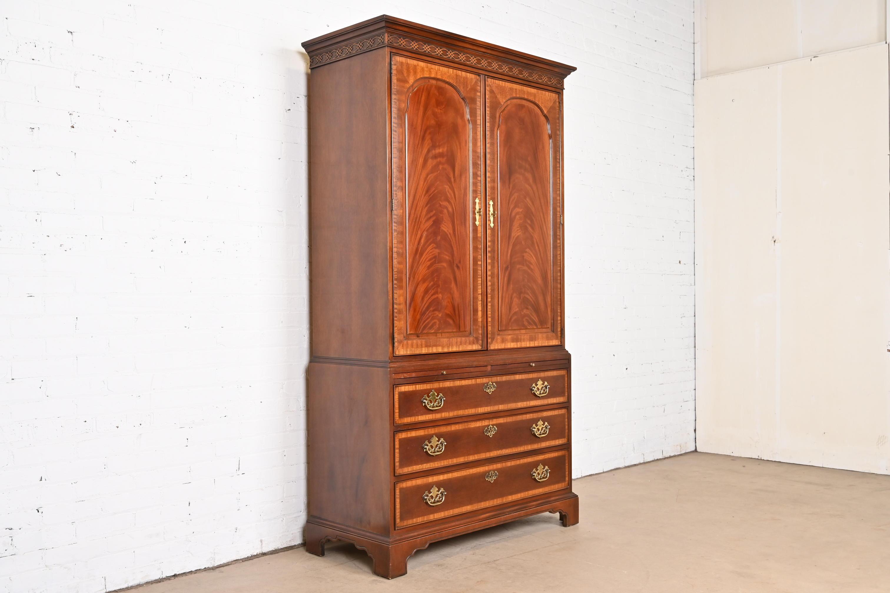 Drexel Heritage Georgian Carved Flame Mahogany Armoire Dresser In Good Condition In South Bend, IN
