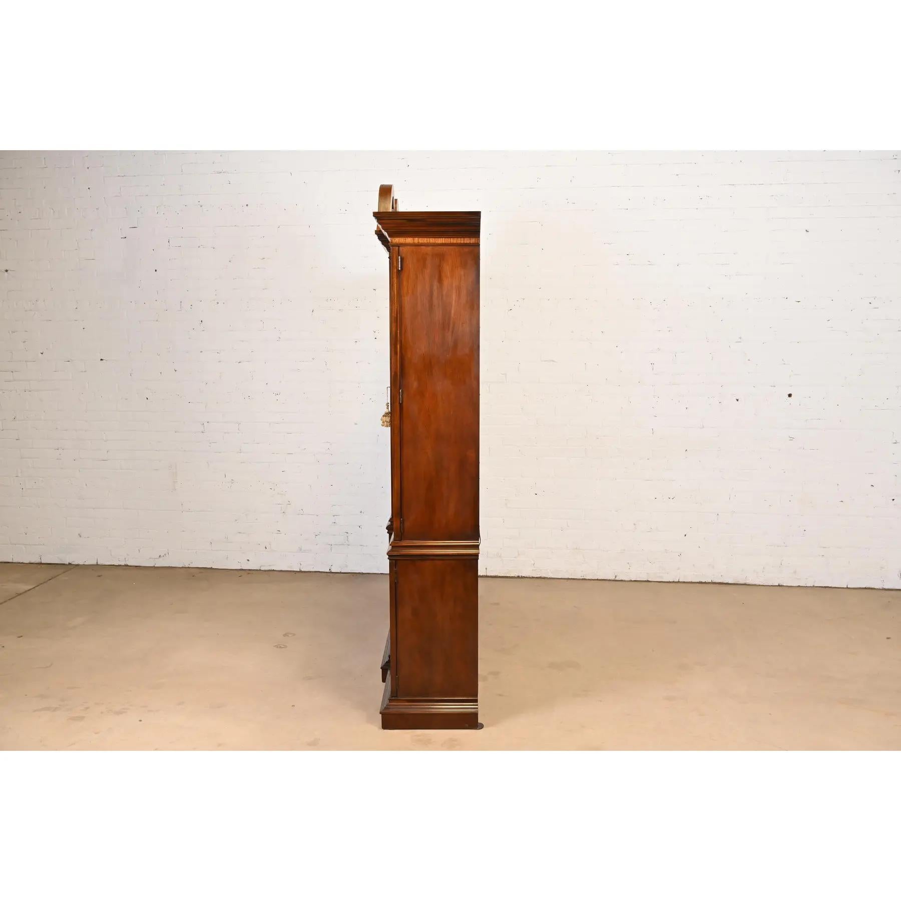 Drexel Heritage Georgian Flame Mahogany Lighted Breakfront Bookcase Cabinet 4