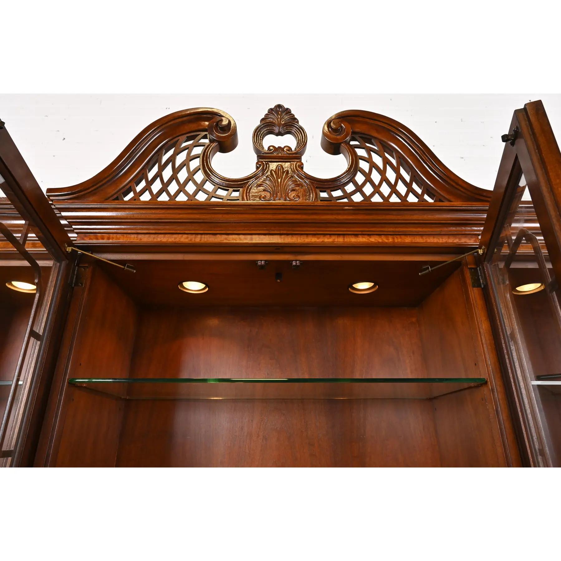 Drexel Heritage Georgian Flame Mahogany Lighted Breakfront Bookcase Cabinet 3