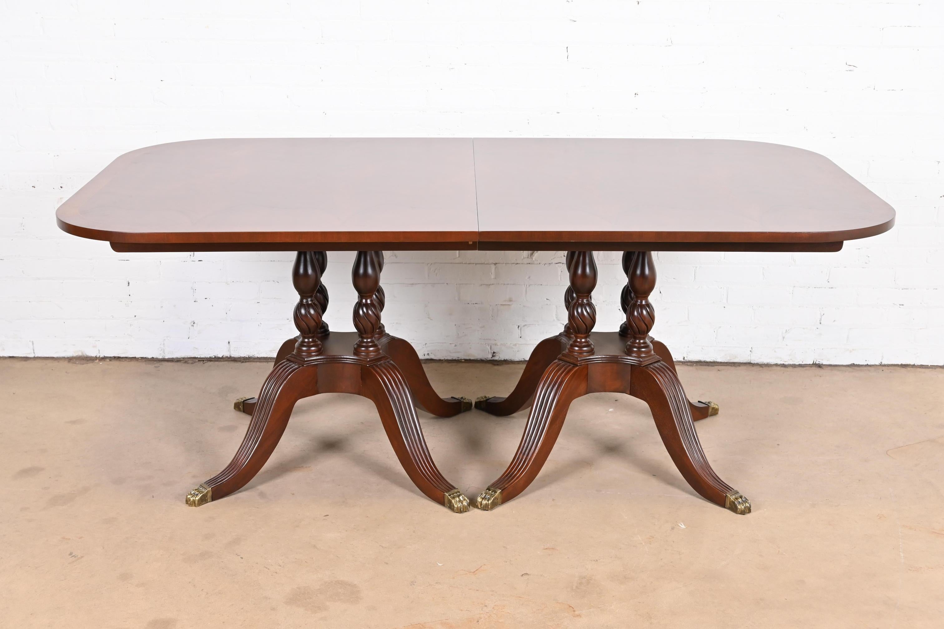 Drexel Heritage Georgian Mahogany Double Pedestal Dining Table, Newly Refinished 4