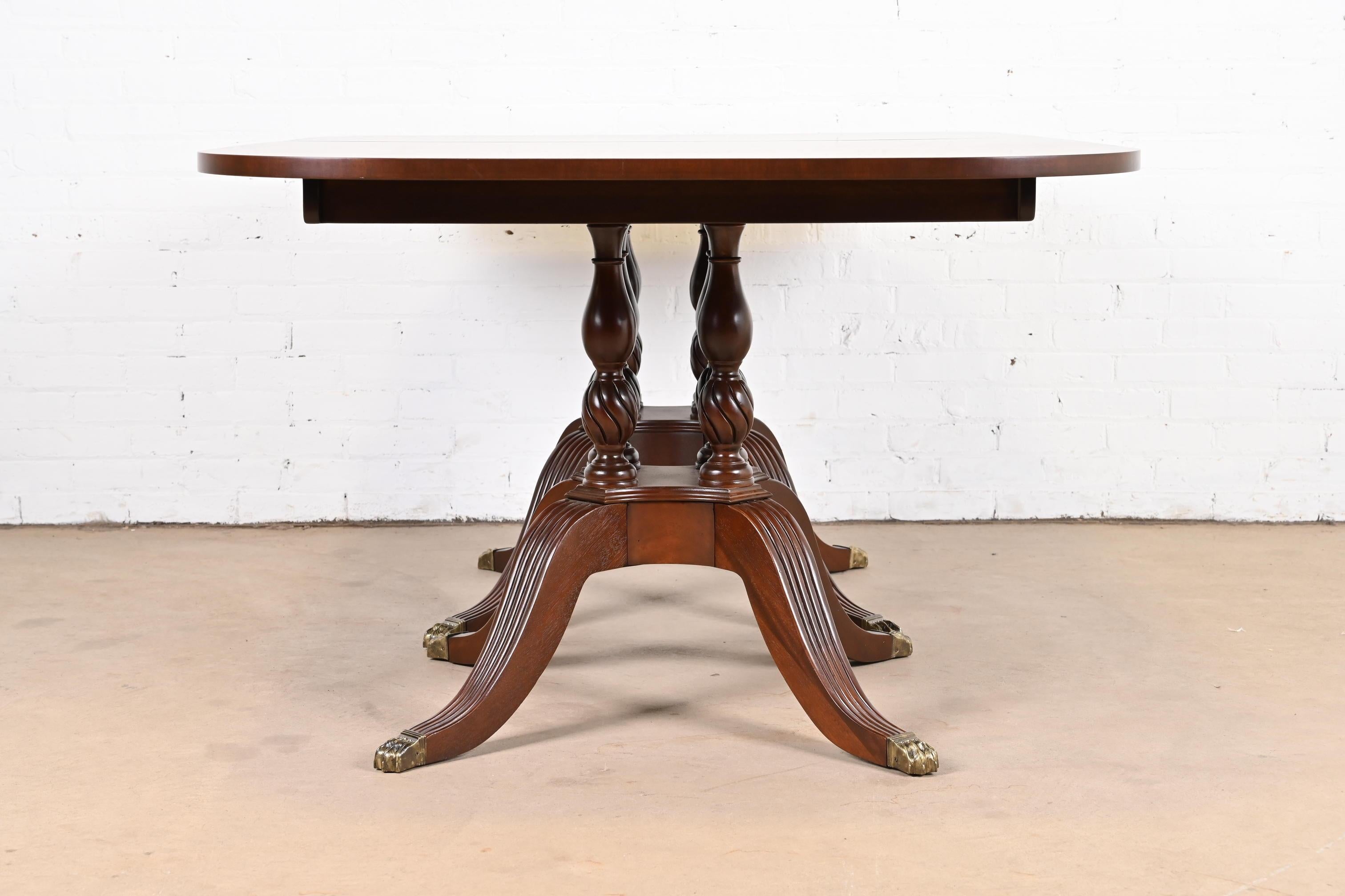 Drexel Heritage Georgian Mahogany Double Pedestal Dining Table, Newly Refinished 9