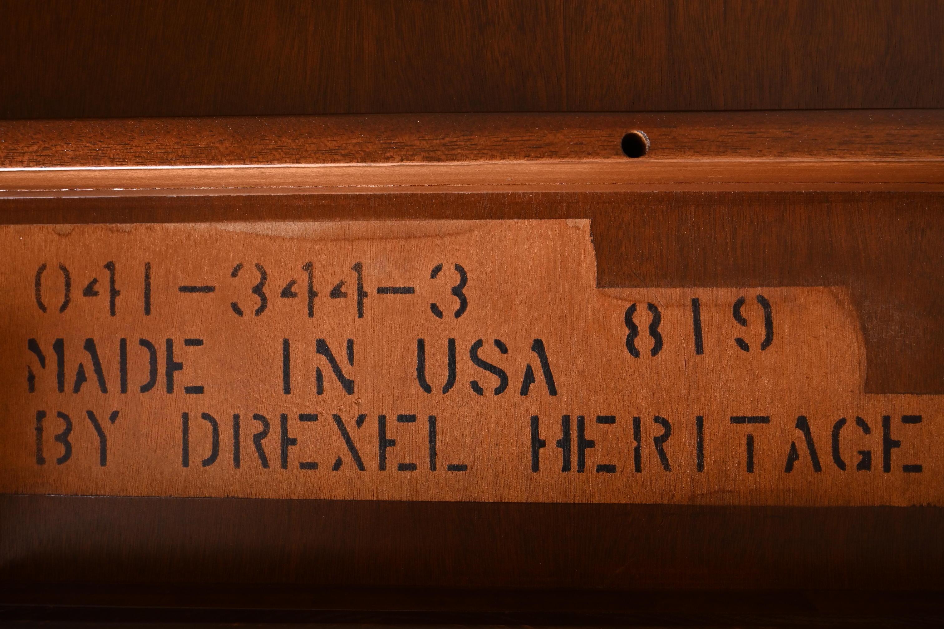 Drexel Heritage Georgian Mahogany Double Pedestal Dining Table, Newly Refinished 10