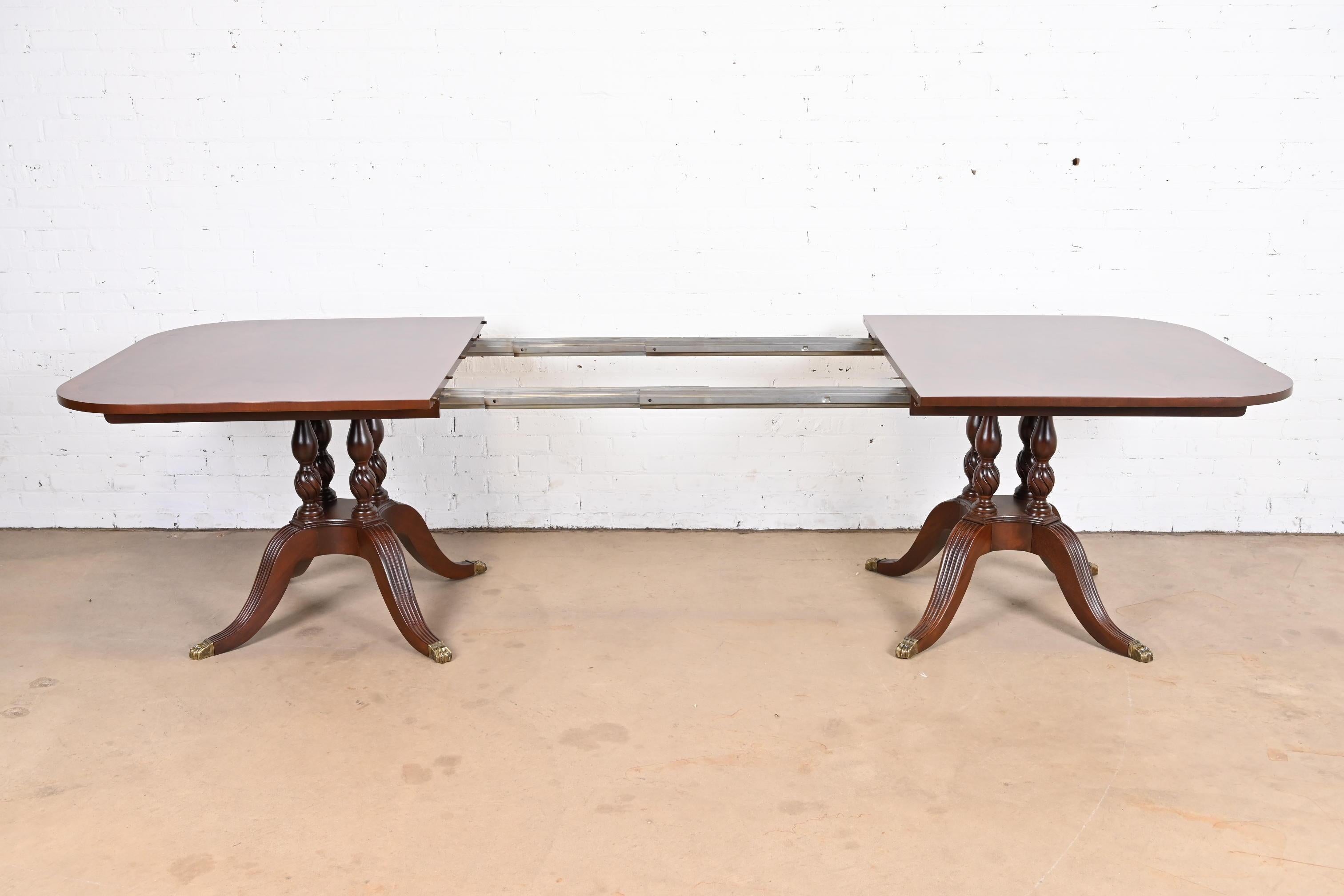 Drexel Heritage Georgian Mahogany Double Pedestal Dining Table, Newly Refinished 3