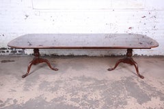 Drexel Heritage Georgian Style Banded Flame Mahogany Extension Dining Table