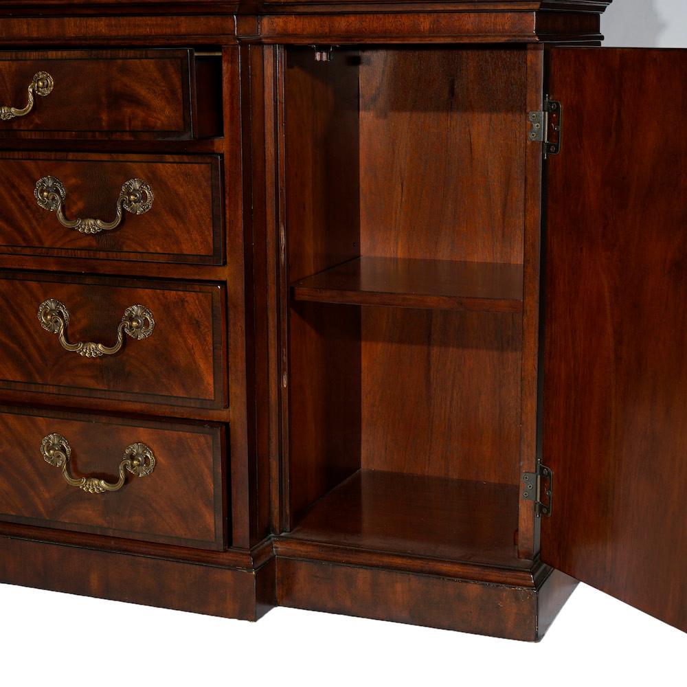 Drexel Heritage Georgian Style Flame Mahogany Banded & Inlaid Breakfront 20th C 8