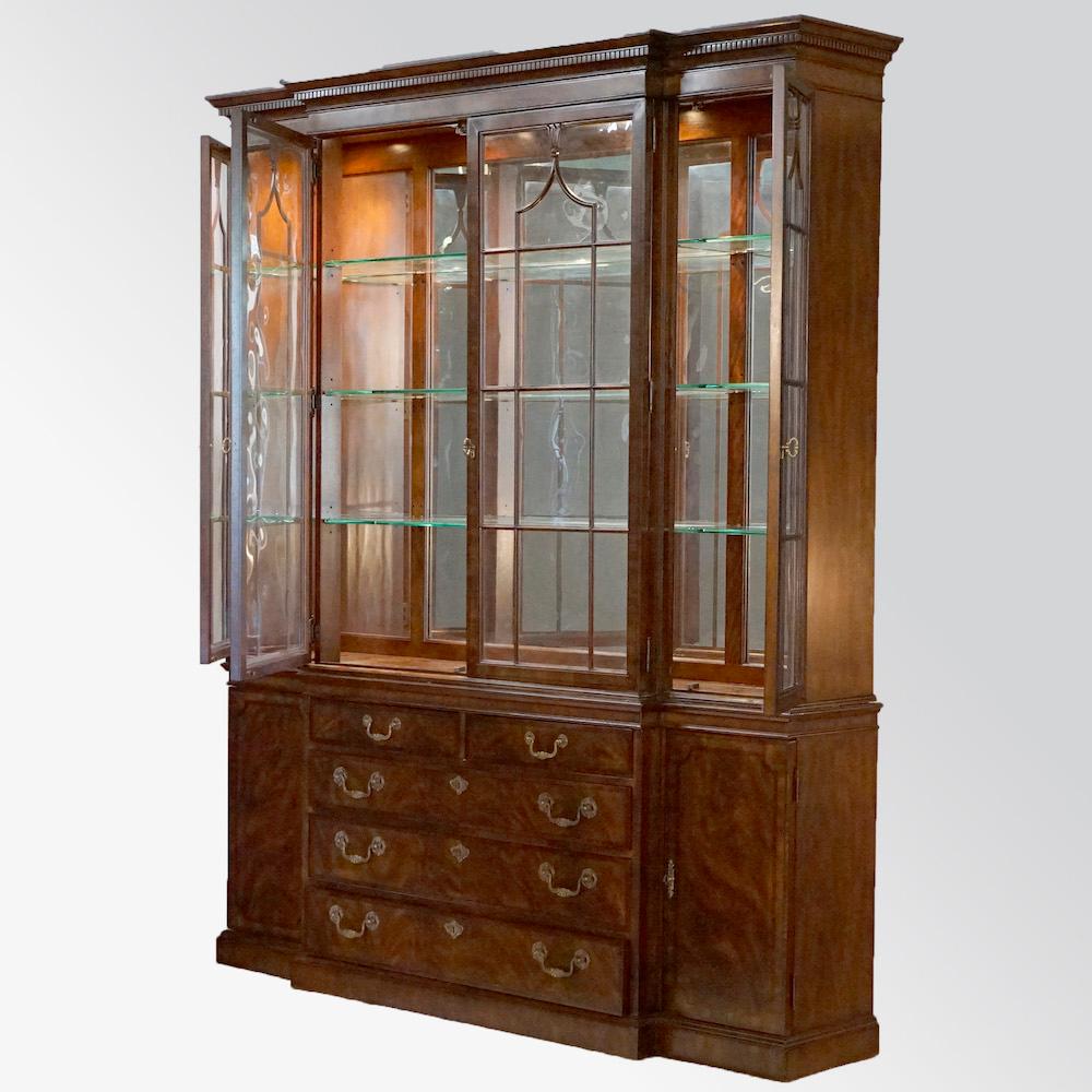 American Drexel Heritage Georgian Style Flame Mahogany Banded & Inlaid Breakfront 20th C
