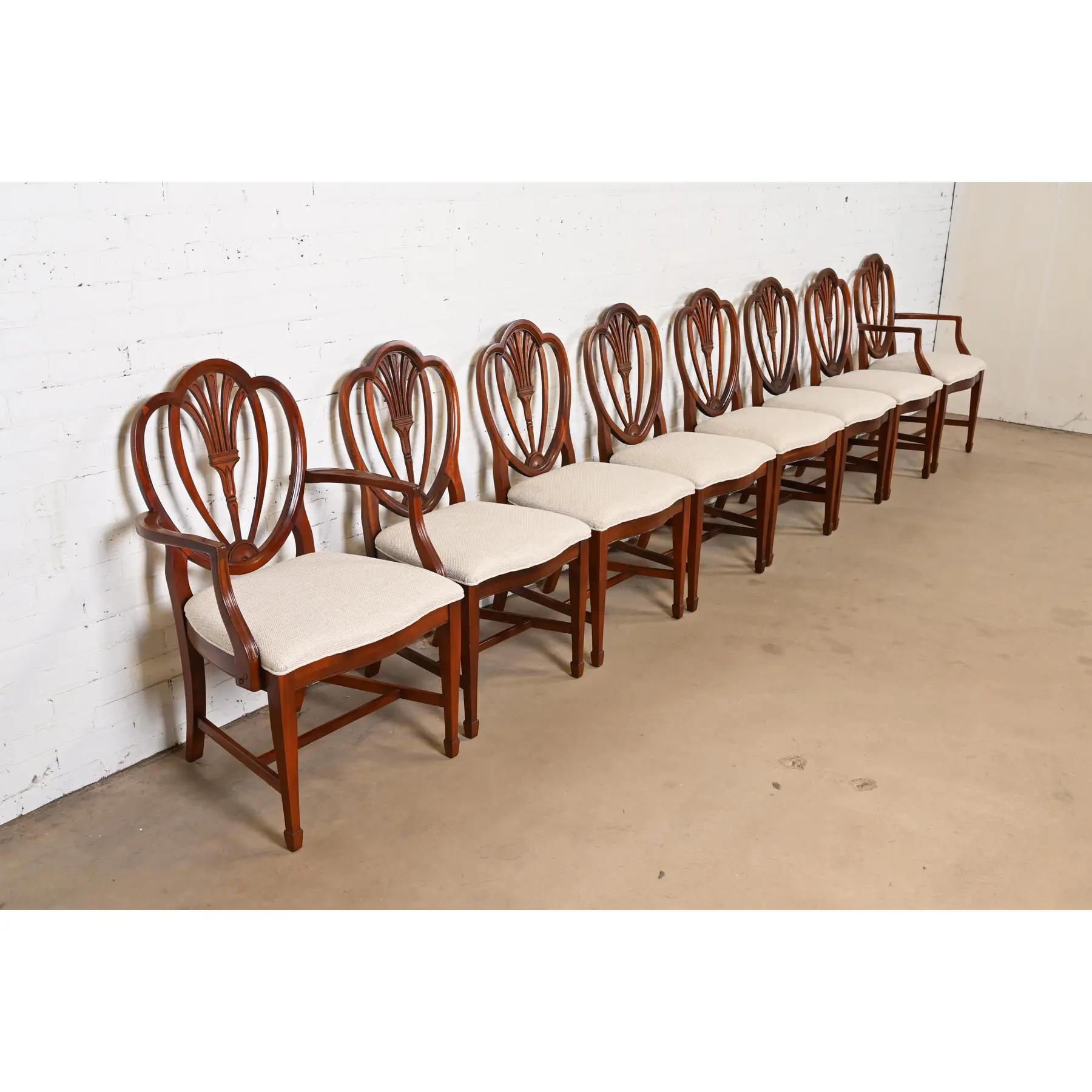 Late 20th Century Drexel Heritage Hepplewhite Carved Mahogany Dining Chairs, Set of Eight