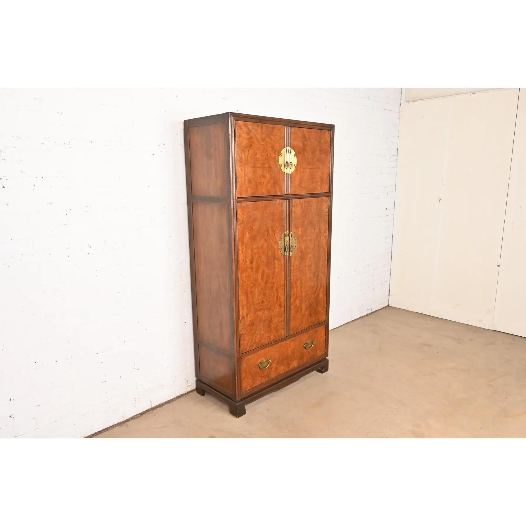 Drexel Heritage Hollywood Regency Chinoiserie Armoire Dresser de Madera de Burl en Bueno estado para la venta en South Bend, IN
