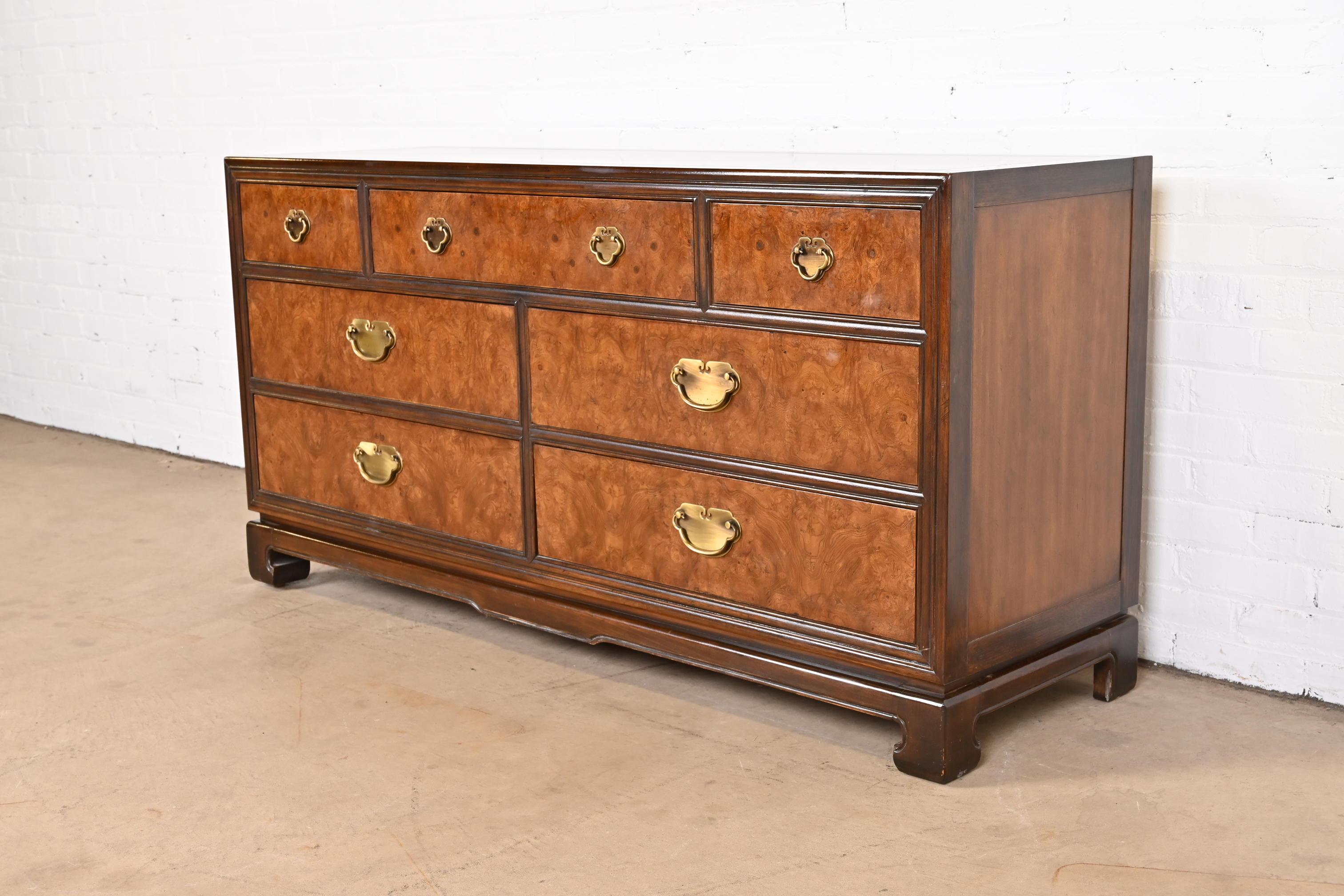 Drexel Heritage Hollywood Regency Chinoiserie Burl Wood Dresser or Credenza In Good Condition In South Bend, IN