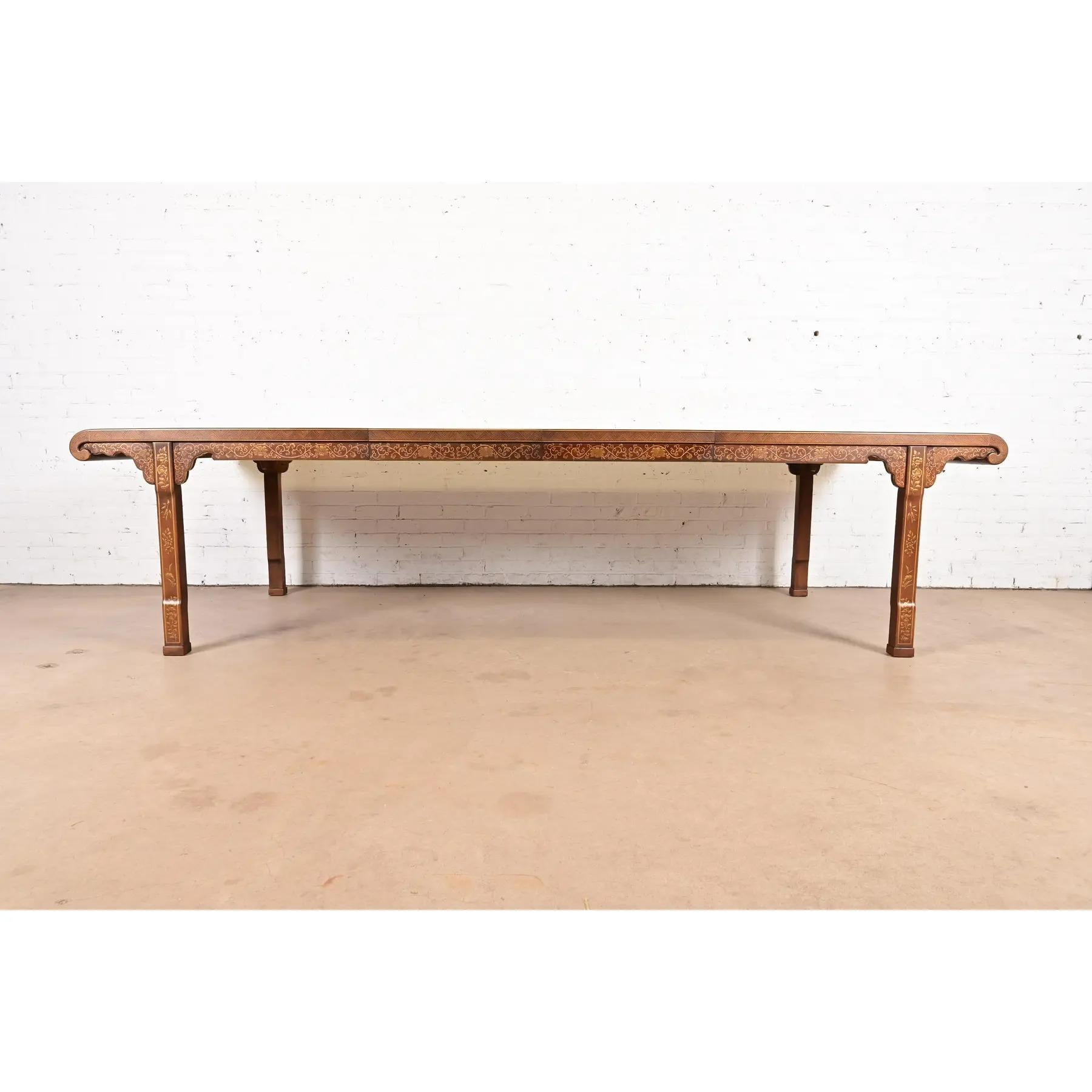 Drexel Heritage Hollywood Regency Chinoiserie Extension Dining Table, Circa 1970 In Good Condition For Sale In South Bend, IN