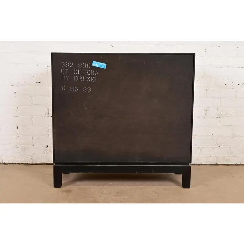 Drexel Heritage Hollywood Regency Chinoiserie Lacquered Bar Cabinet For Sale 5