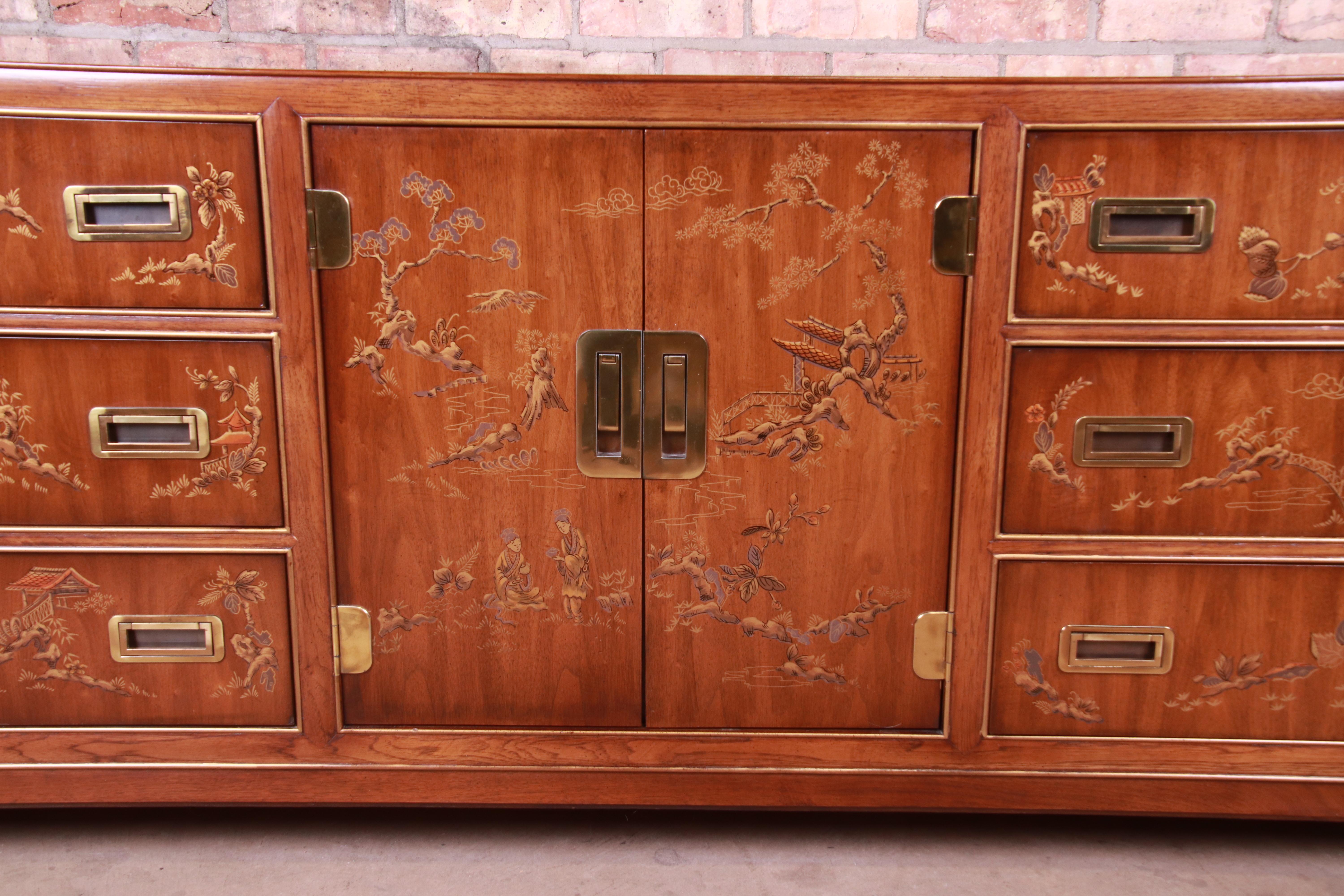Drexel Heritage Hollywood Regency Chinoiserie Long Dresser or Credenza In Good Condition In South Bend, IN
