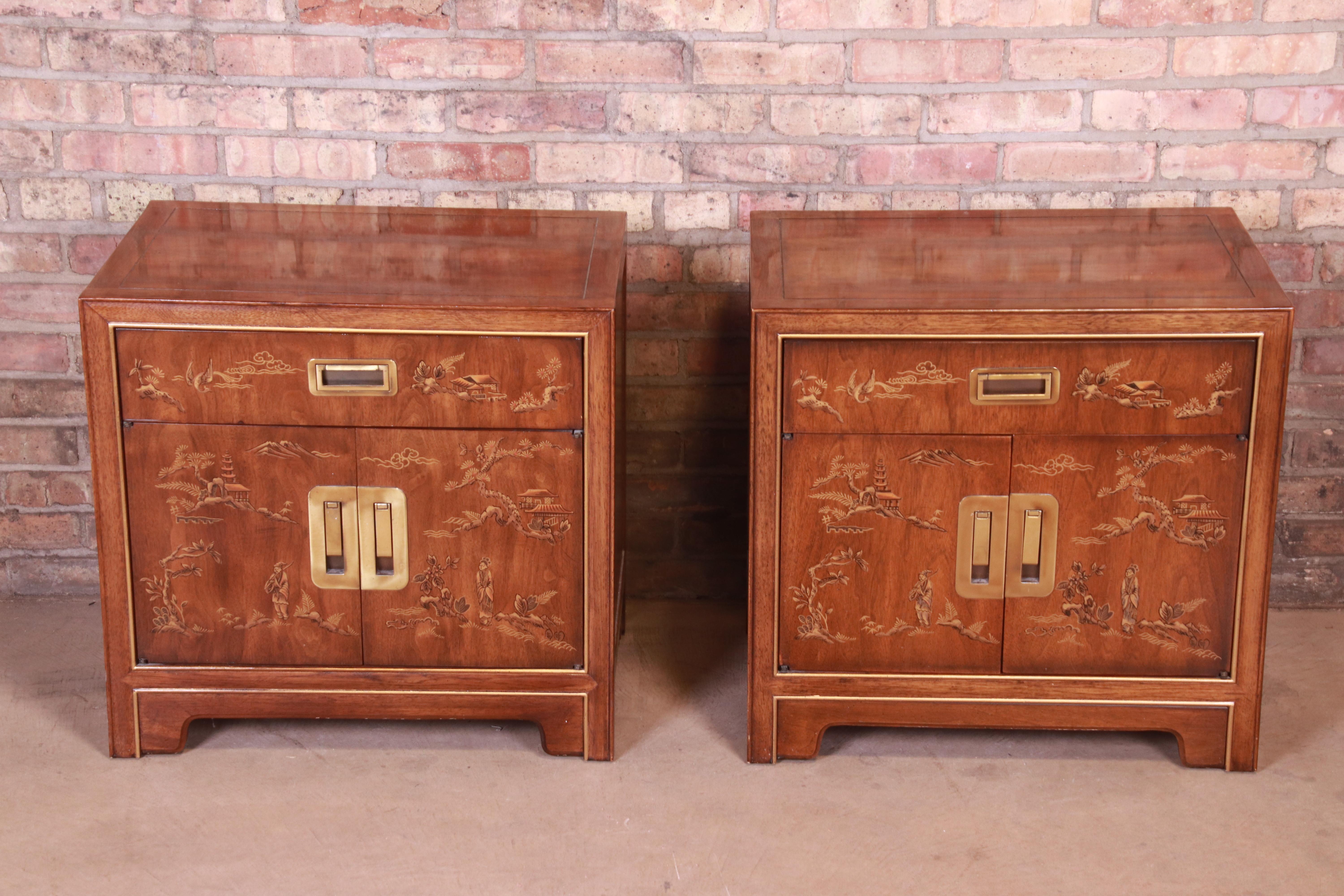 A gorgeous pair of midcentury Hollywood Regency Chinoiserie Campaign style nightstands

By Drexel Heritage 