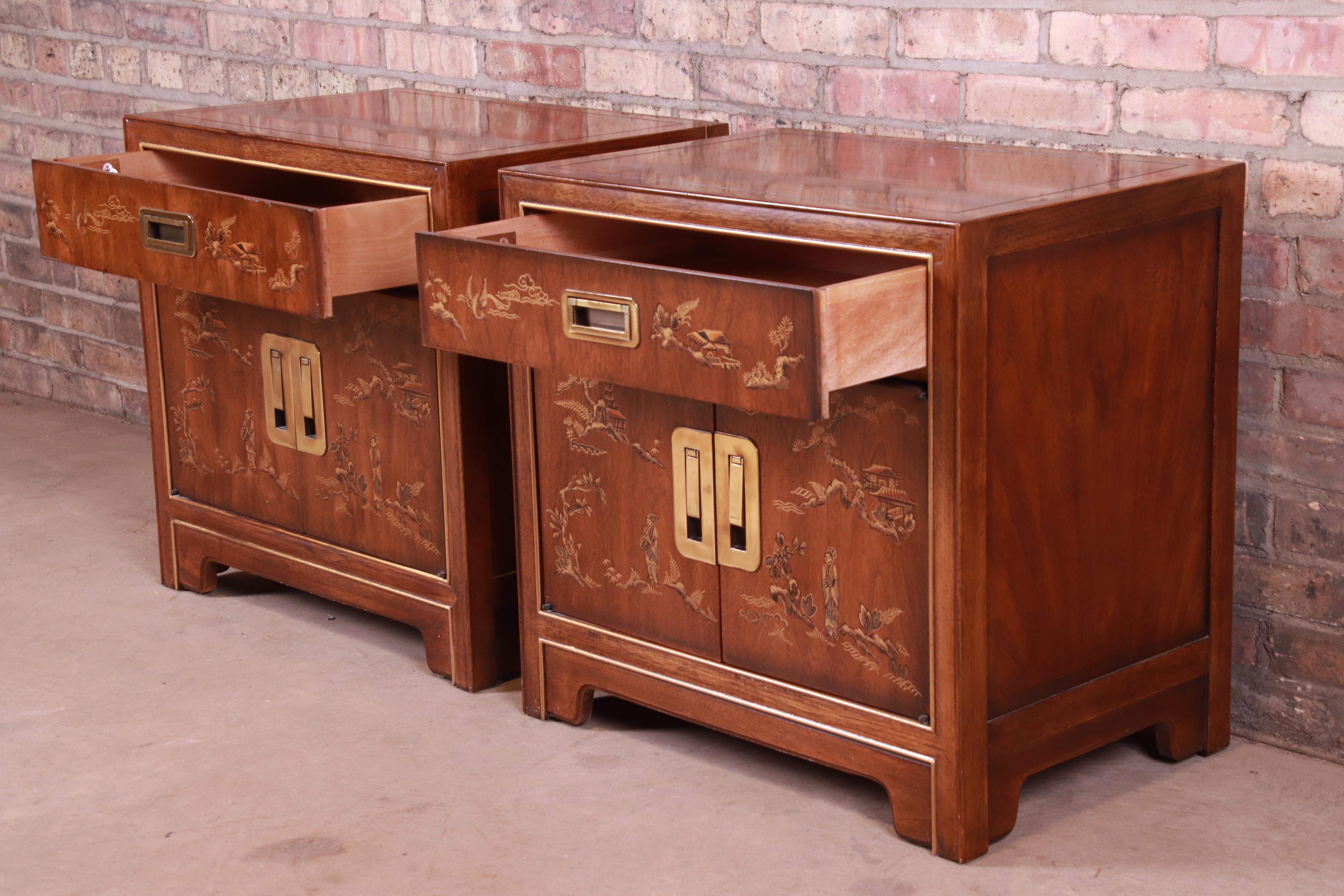 Late 20th Century Drexel Heritage Hollywood Regency Chinoiserie Nightstands, Pair