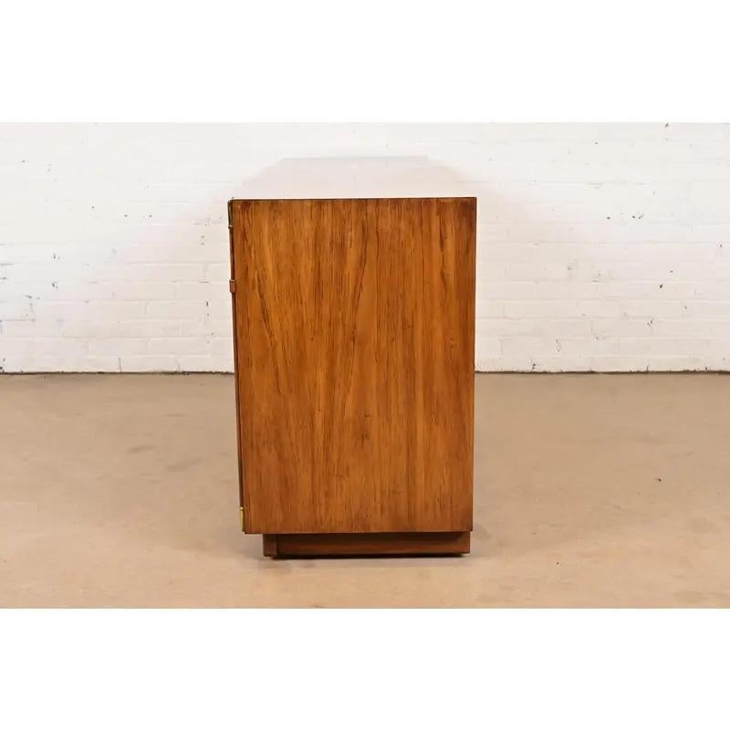 Drexel Heritage Hollywood Regency Walnut Sideboard Credenza, Circa 1970s For Sale 8
