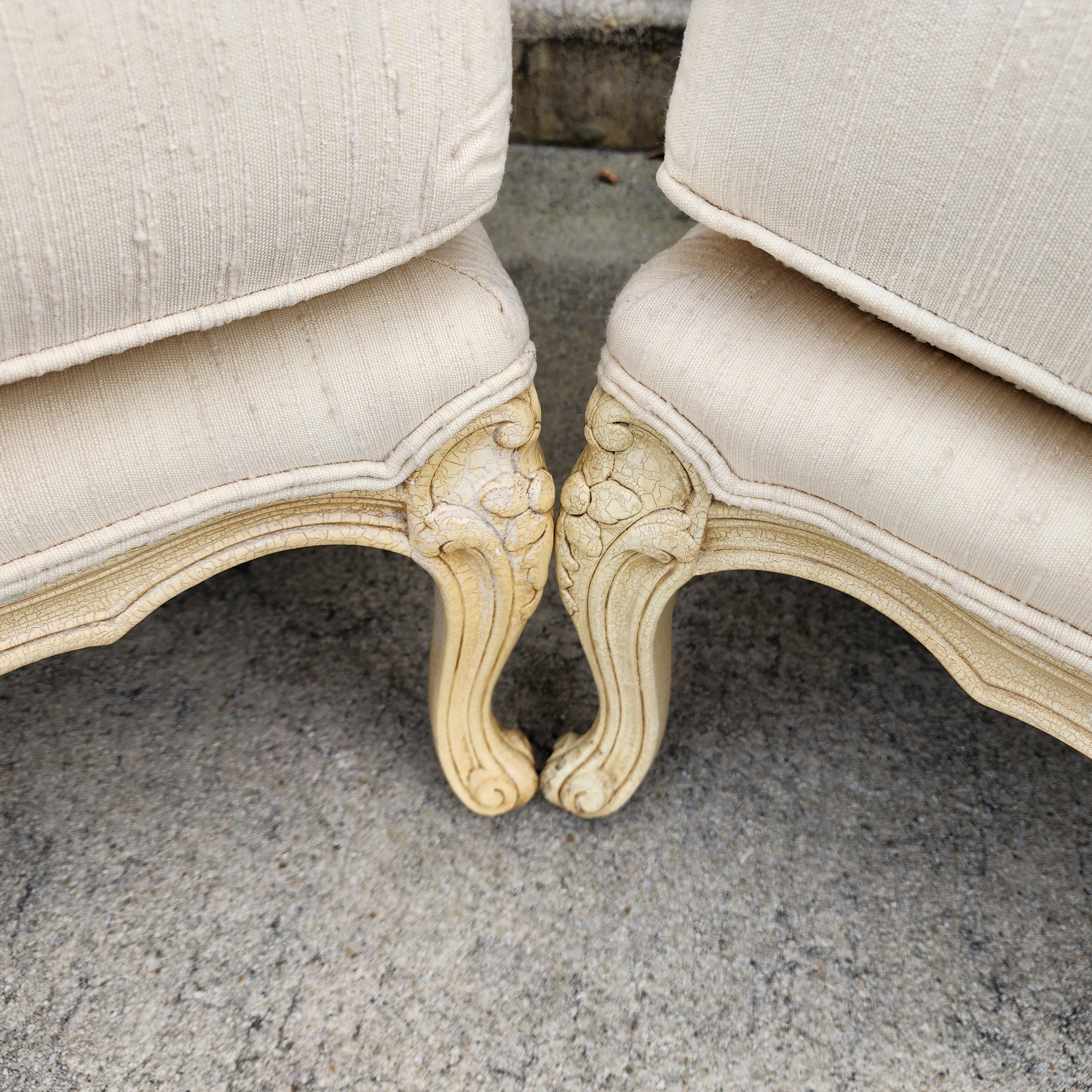 Drexel Heritage Louis XV French Armchairs Linen For Sale 6