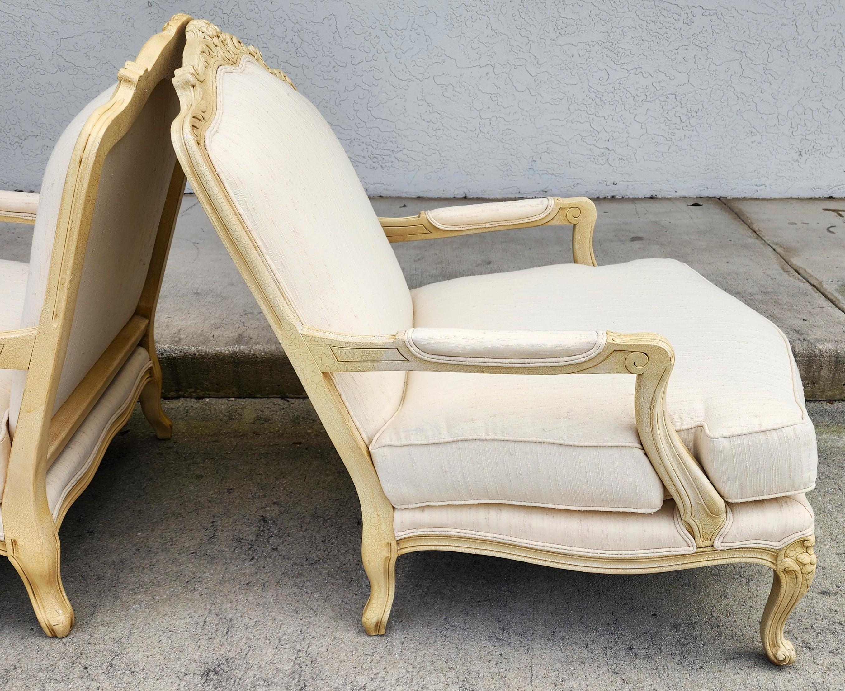 Drexel Heritage Louis XV French Armchairs Linen For Sale 7