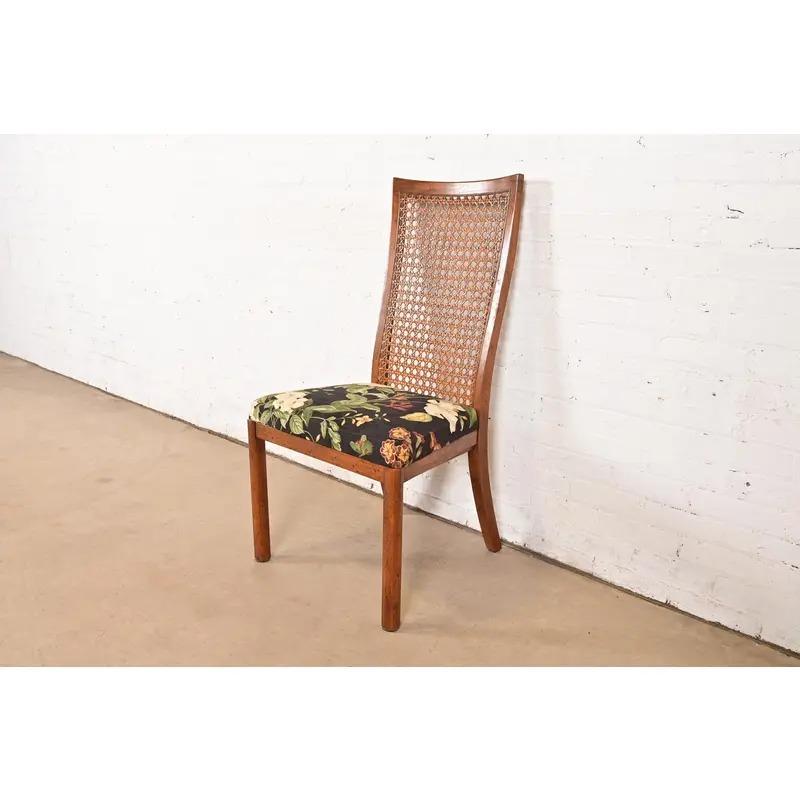 Chaise de salle à manger à dossier haut Drexel Heritage Mid-Century Modern, Circa 1970 Bon état - En vente à South Bend, IN