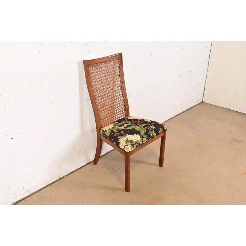 Fin du 20e siècle Chaise de salle à manger à dossier haut Drexel Heritage Mid-Century Modern, Circa 1970 en vente