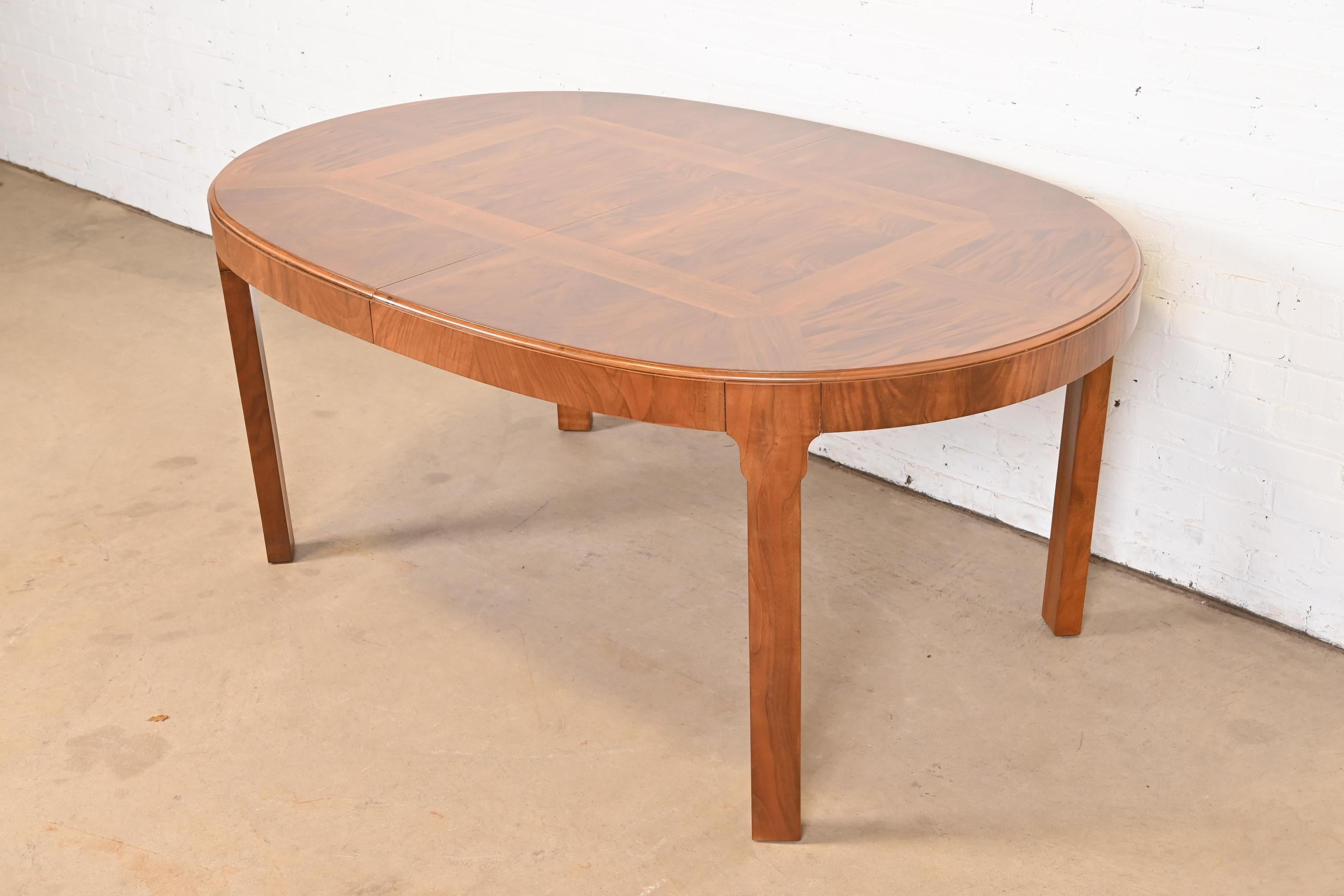 Drexel Heritage Mid-Century Modern Inlaid Burled Walnut Parquetry Dining Table For Sale 7